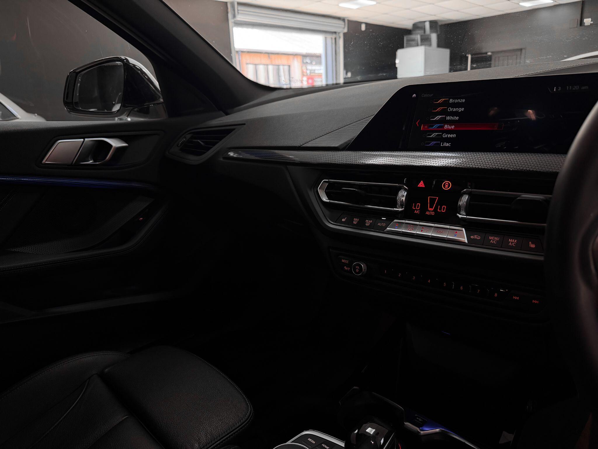 BMW 1 Series view 23