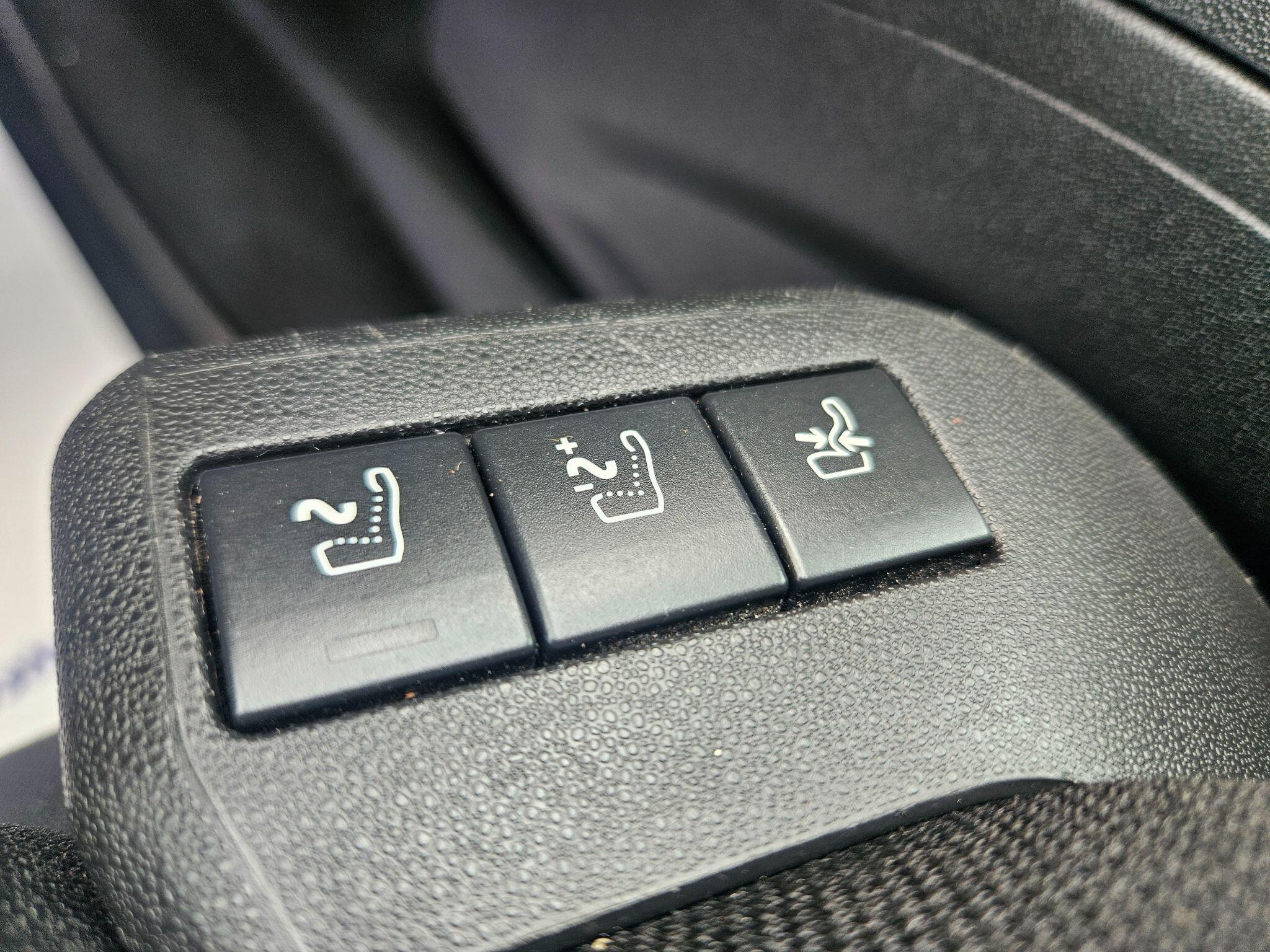 2019 Citroen Grand C4 SpaceTourer image 19