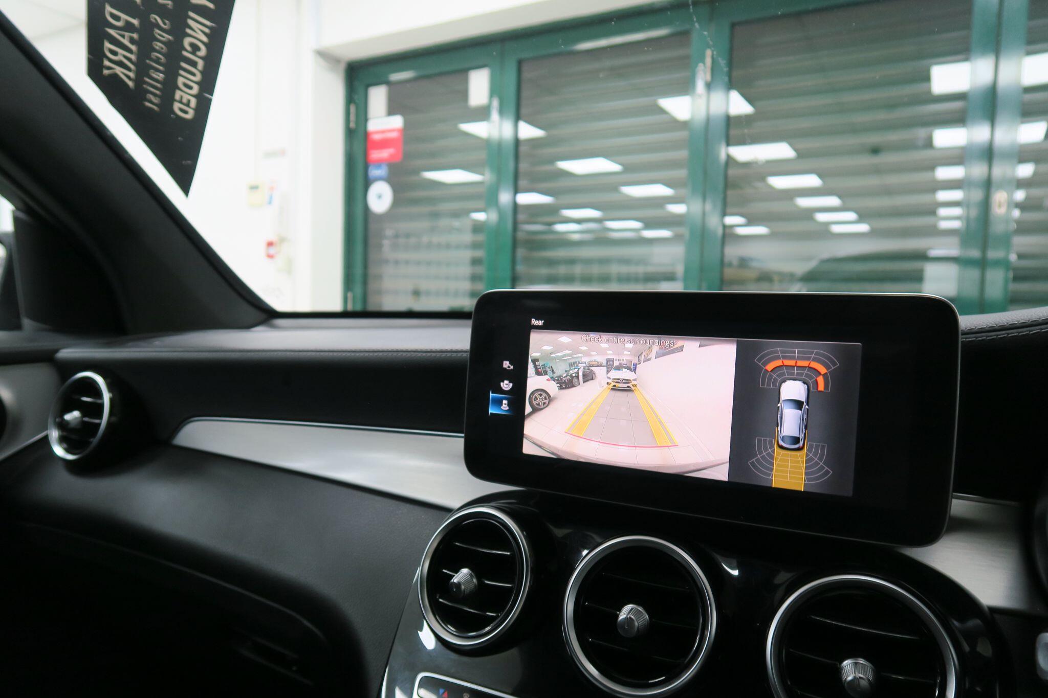 Mercedes-Benz GLC view 33