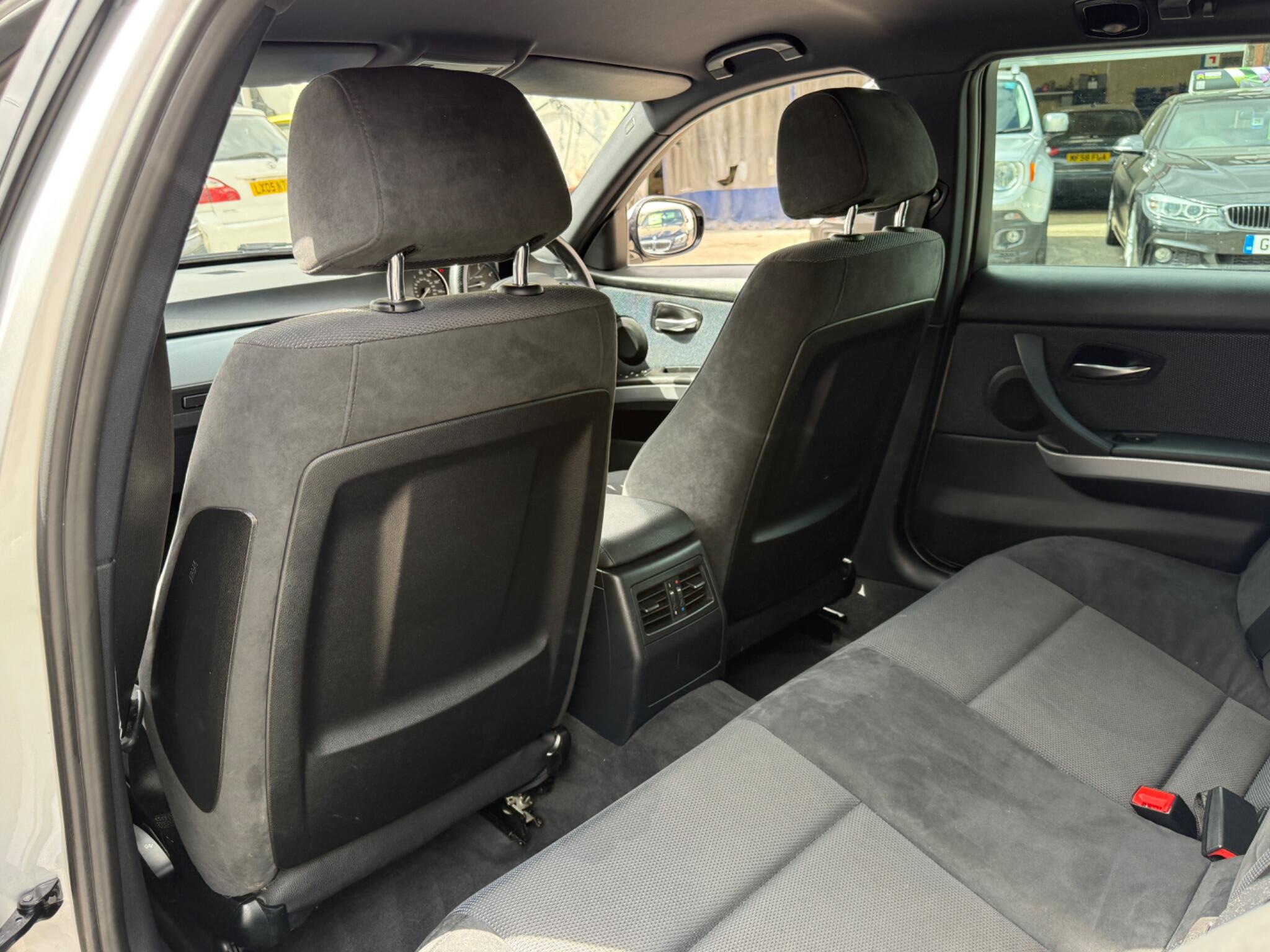 BMW 3 Series - Image 55
