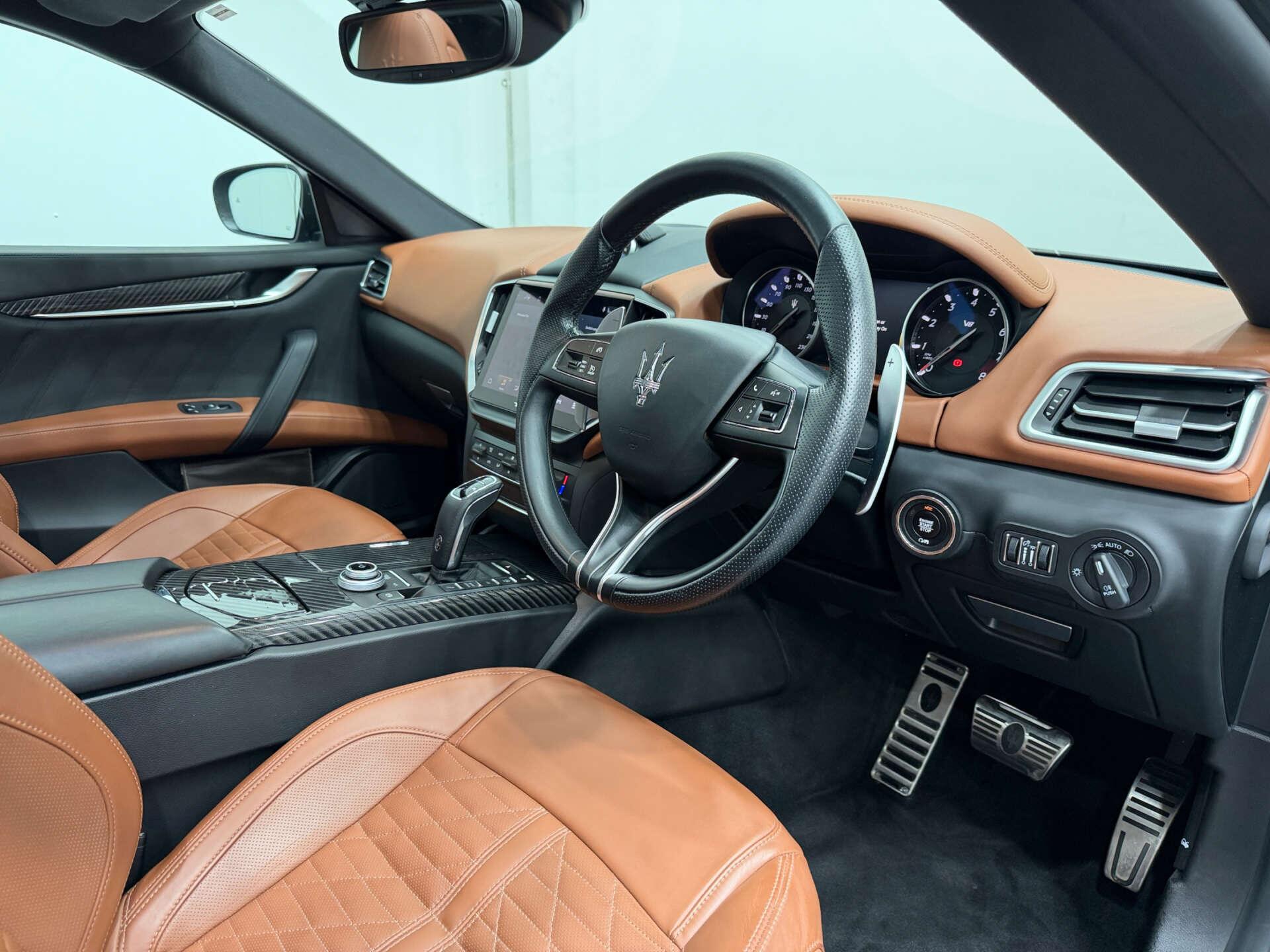 Maserati Ghibli view 49