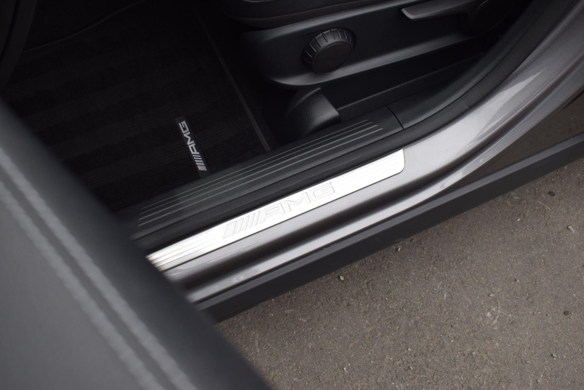 Mercedes-Benz GLA view 25