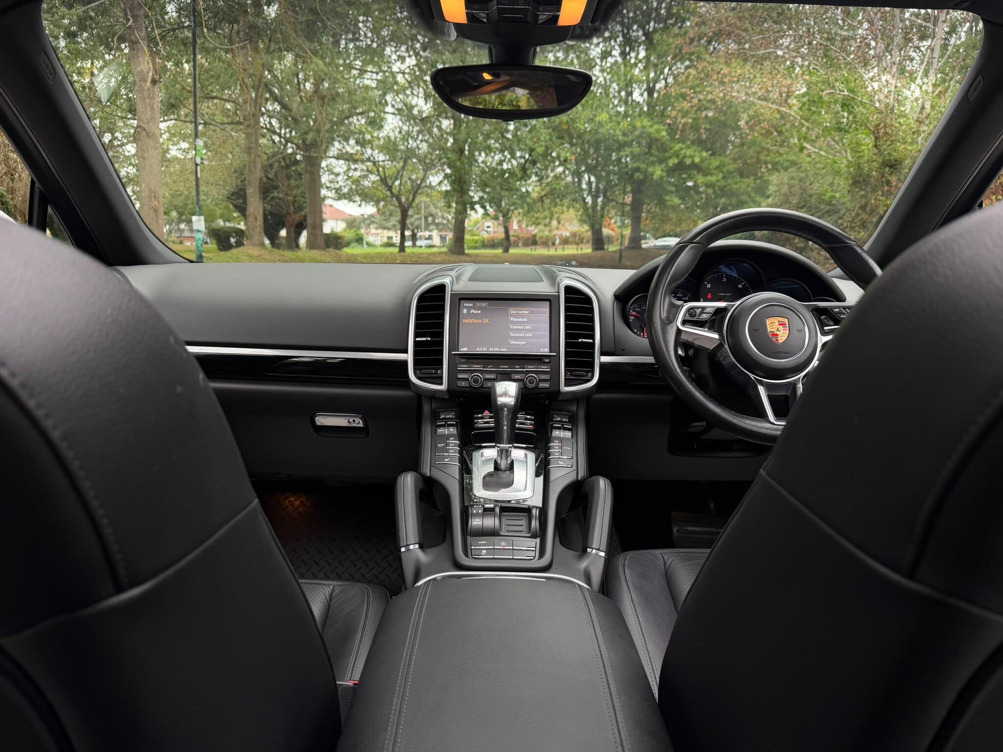 Porsche Cayenne view 19