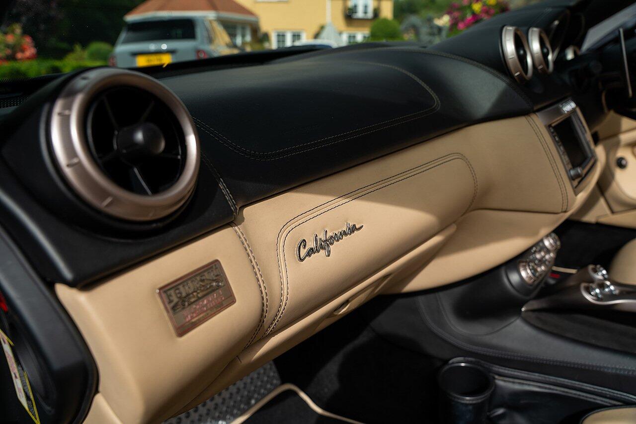 Ferrari California view 45