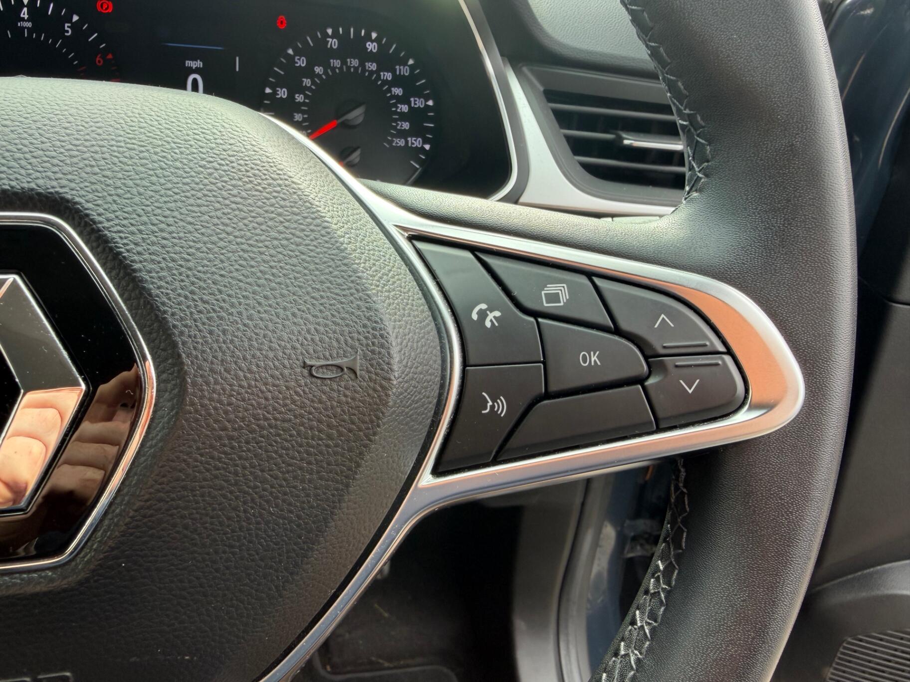 Renault Captur view 28