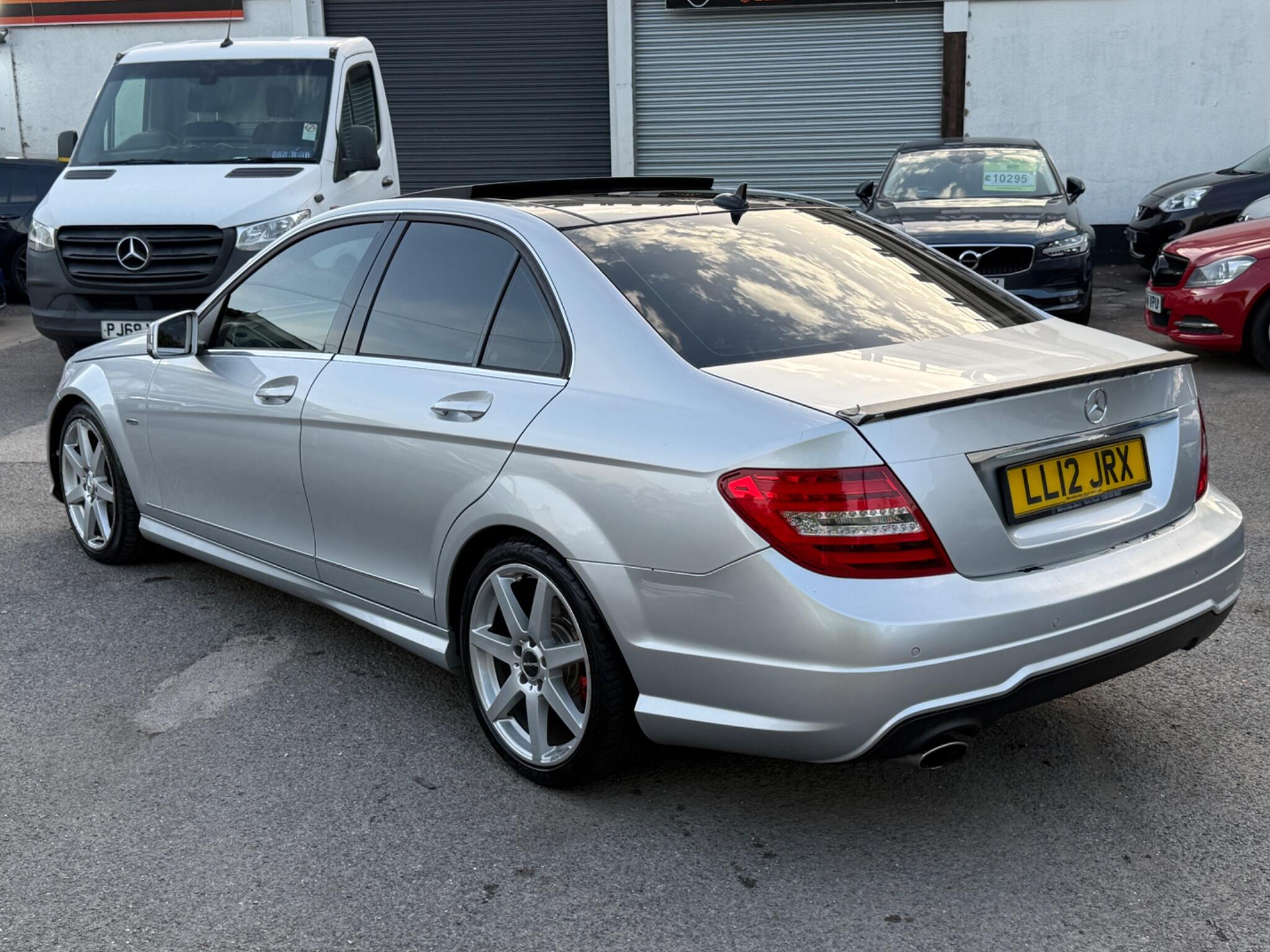 Mercedes-Benz C Class - Image 5