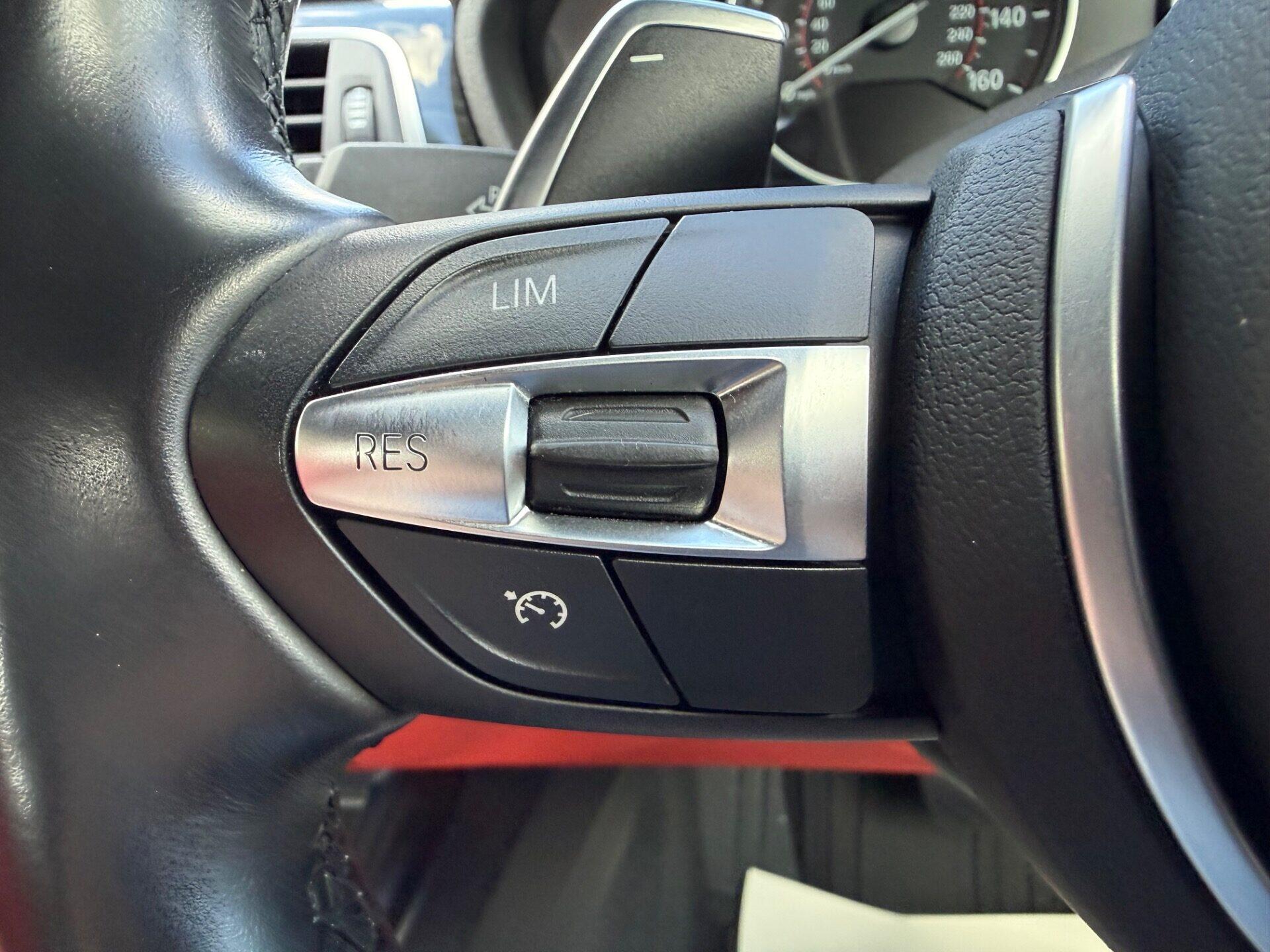 BMW 4 Series view 31