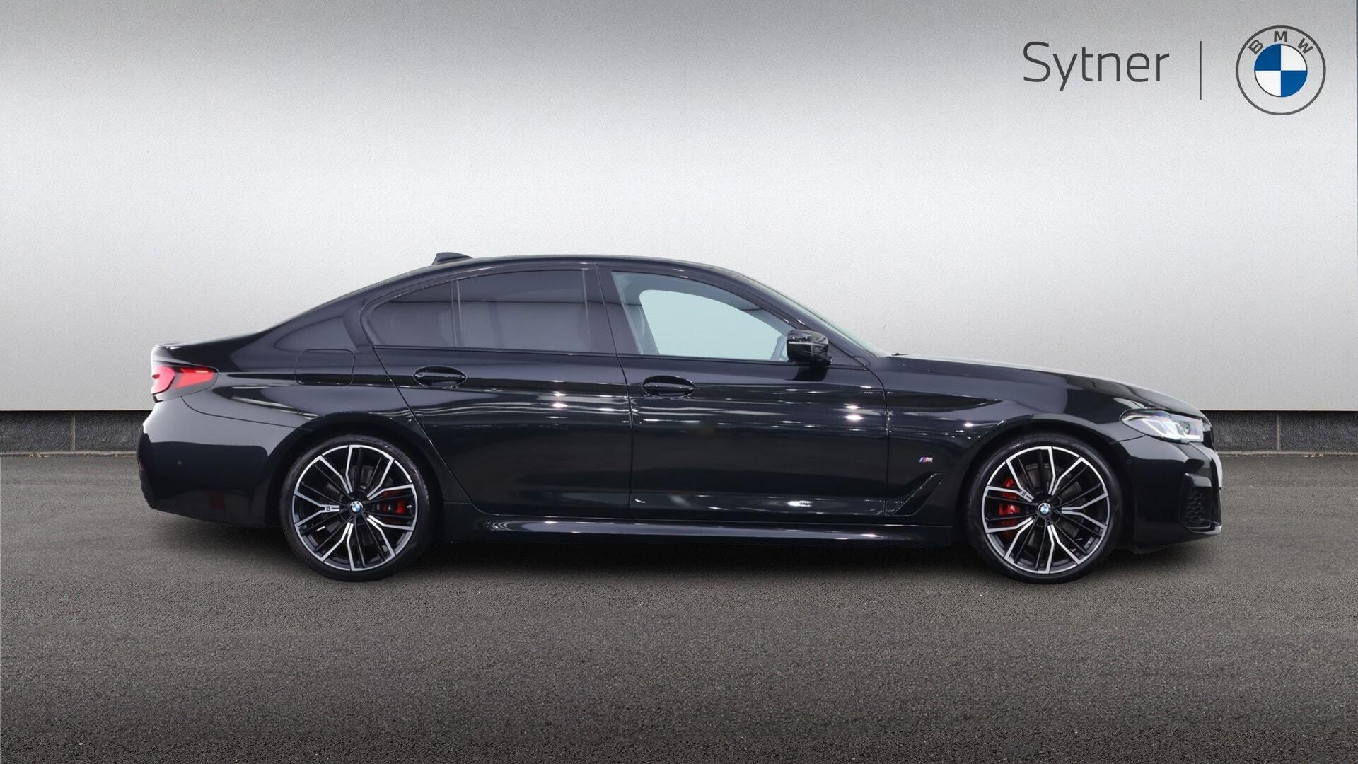 BMW 5 Series view 3