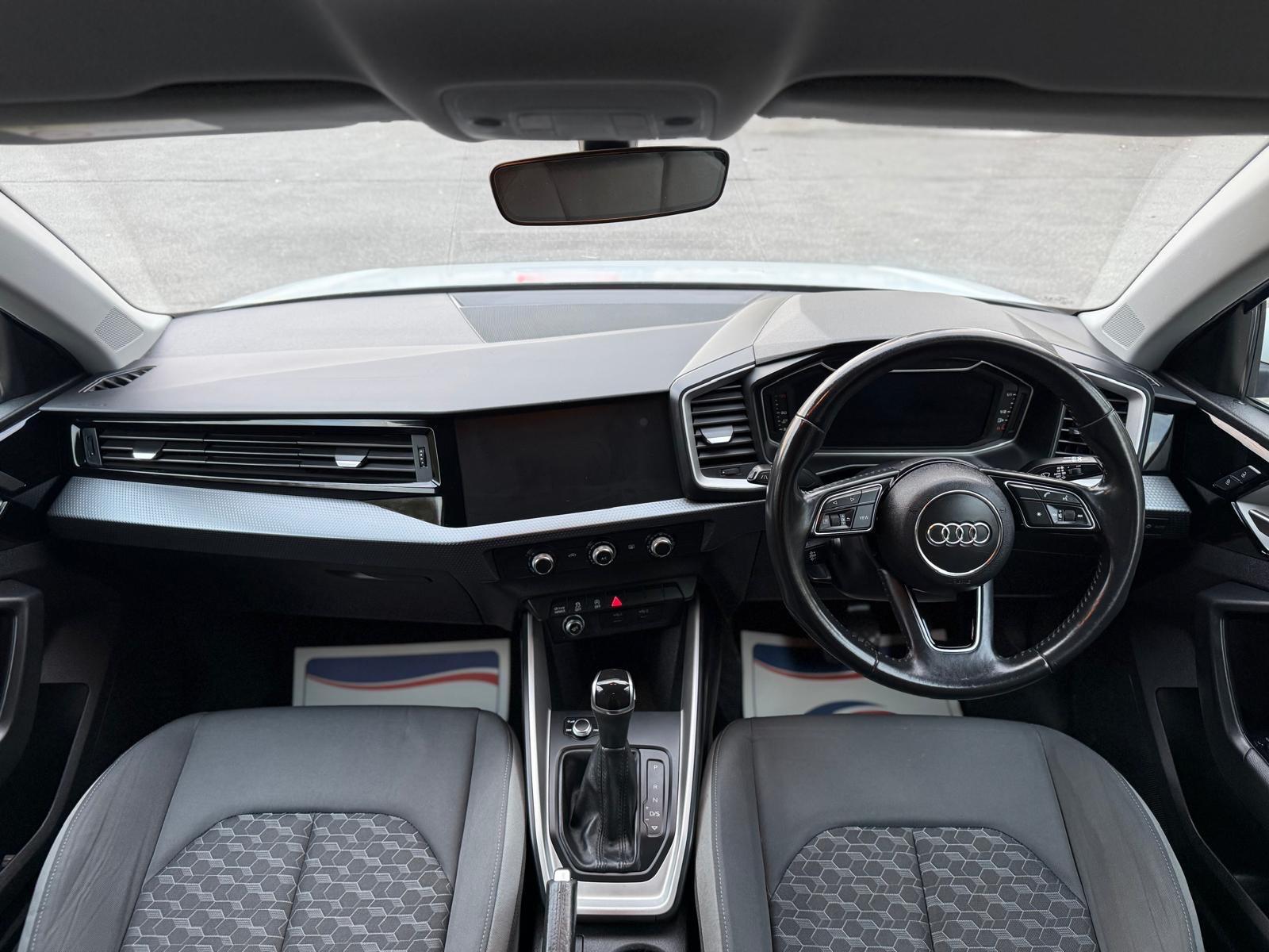 Audi A1 view 28