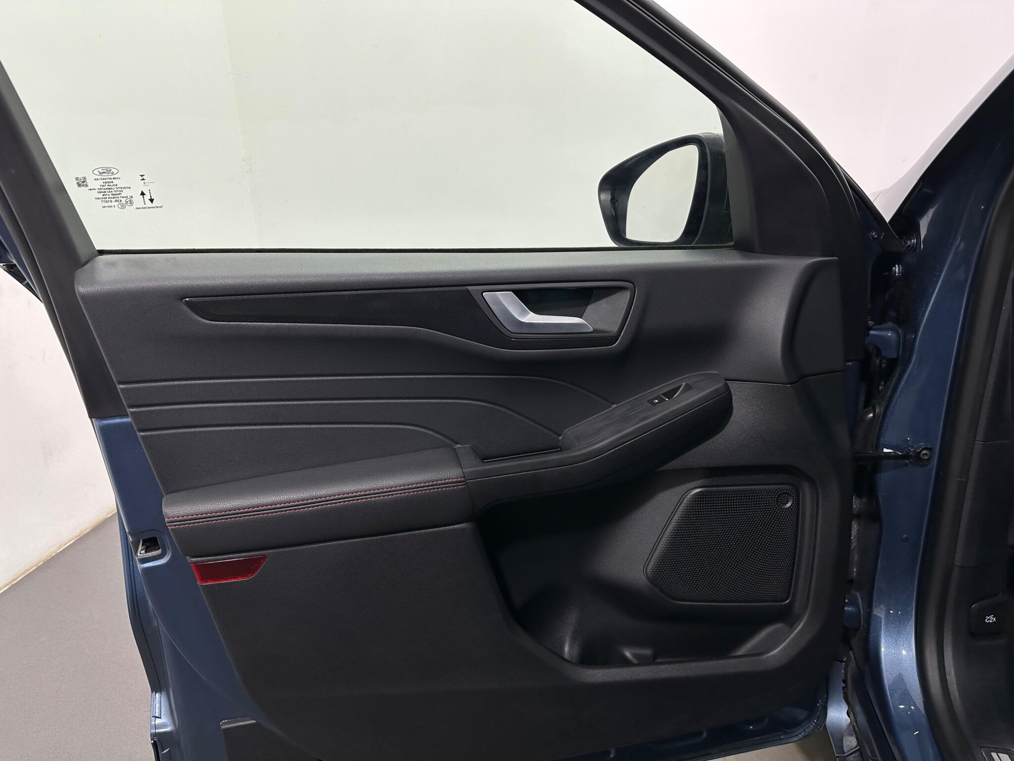 Ford Kuga view 36