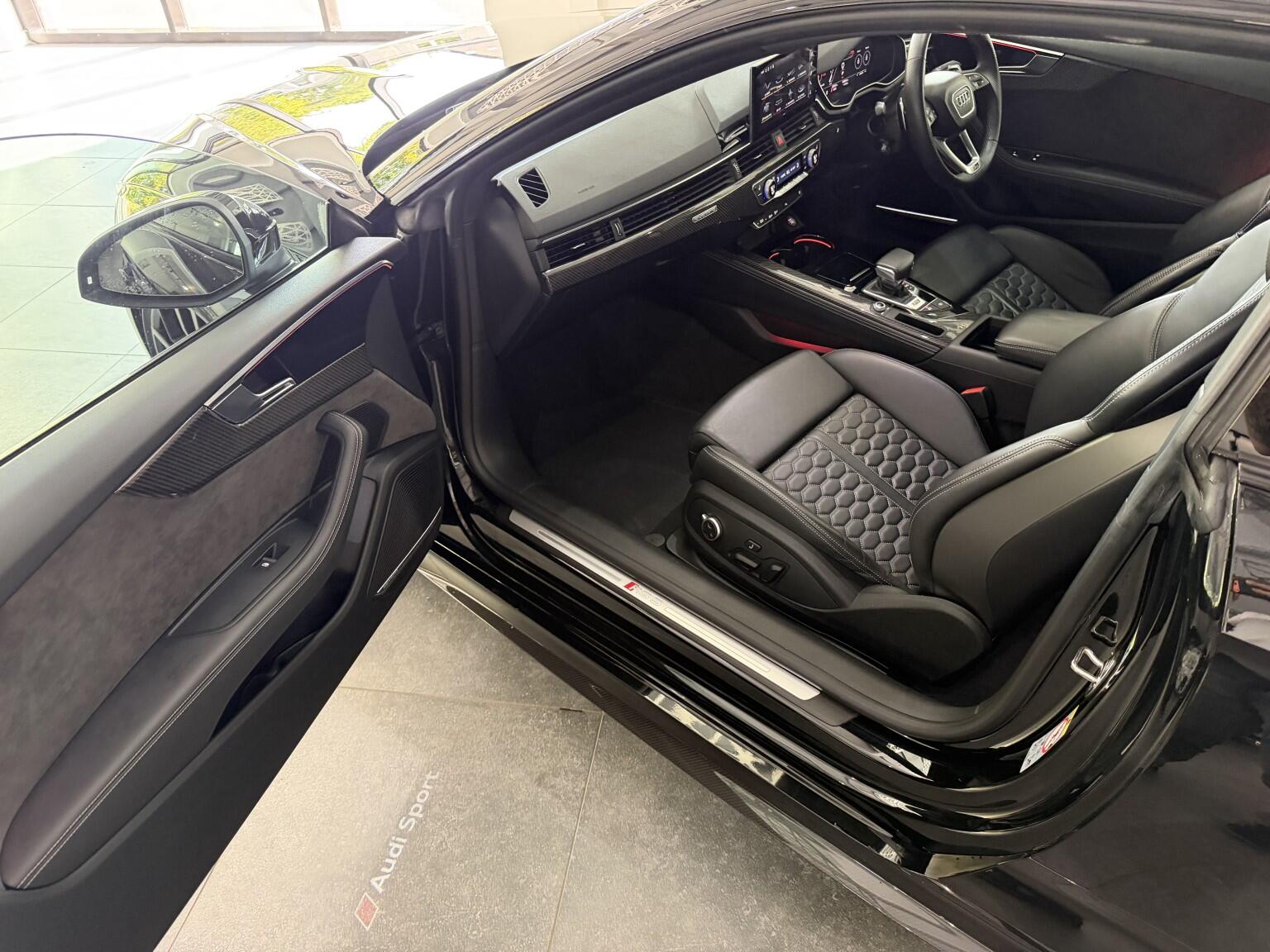 Audi RS5 view 33