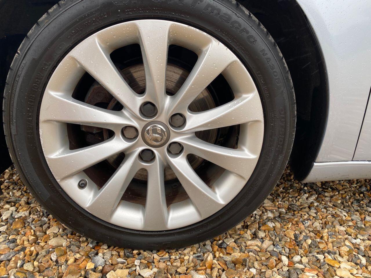Vauxhall Insignia view 27