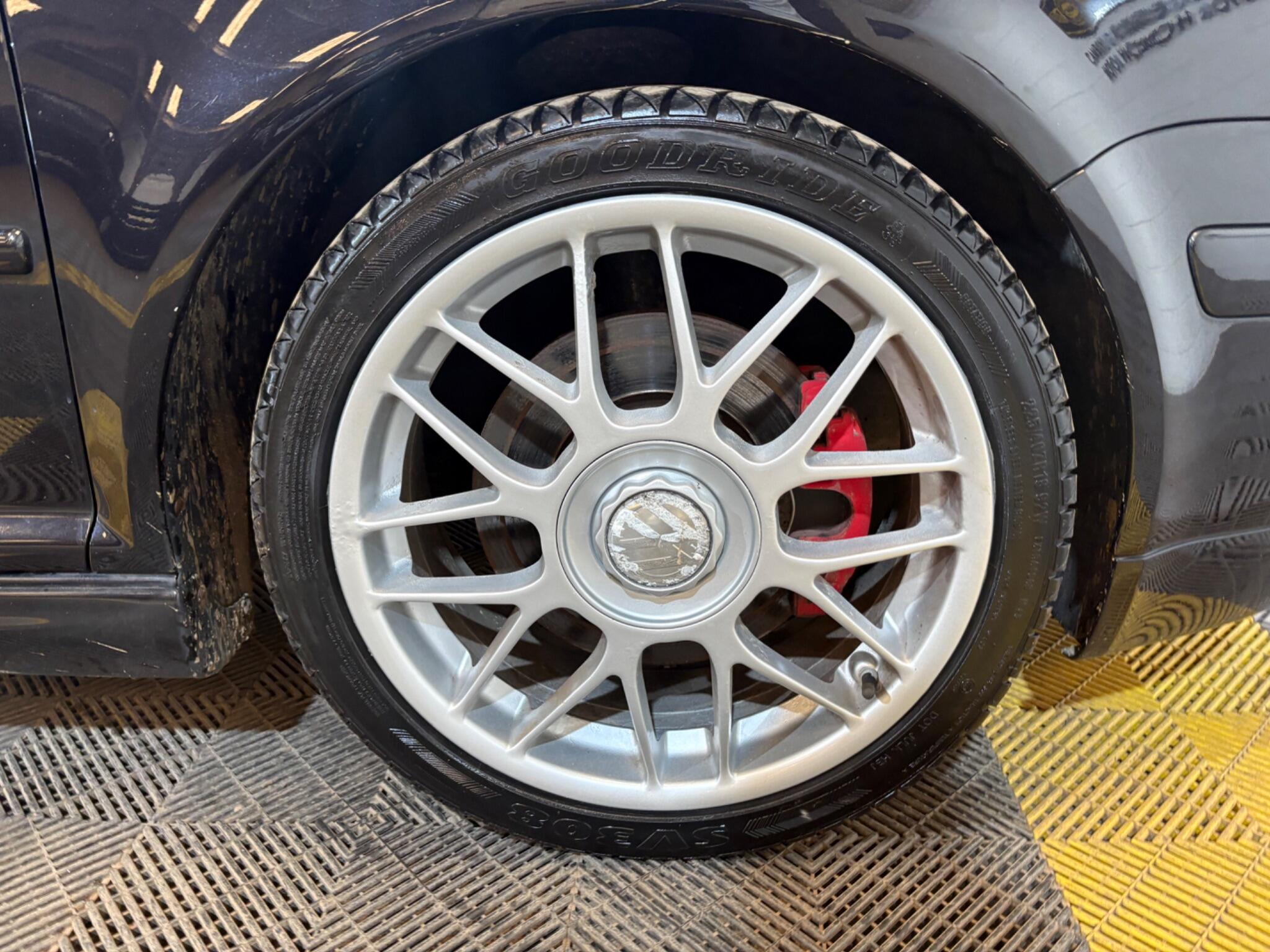 Volkswagen Golf view 37