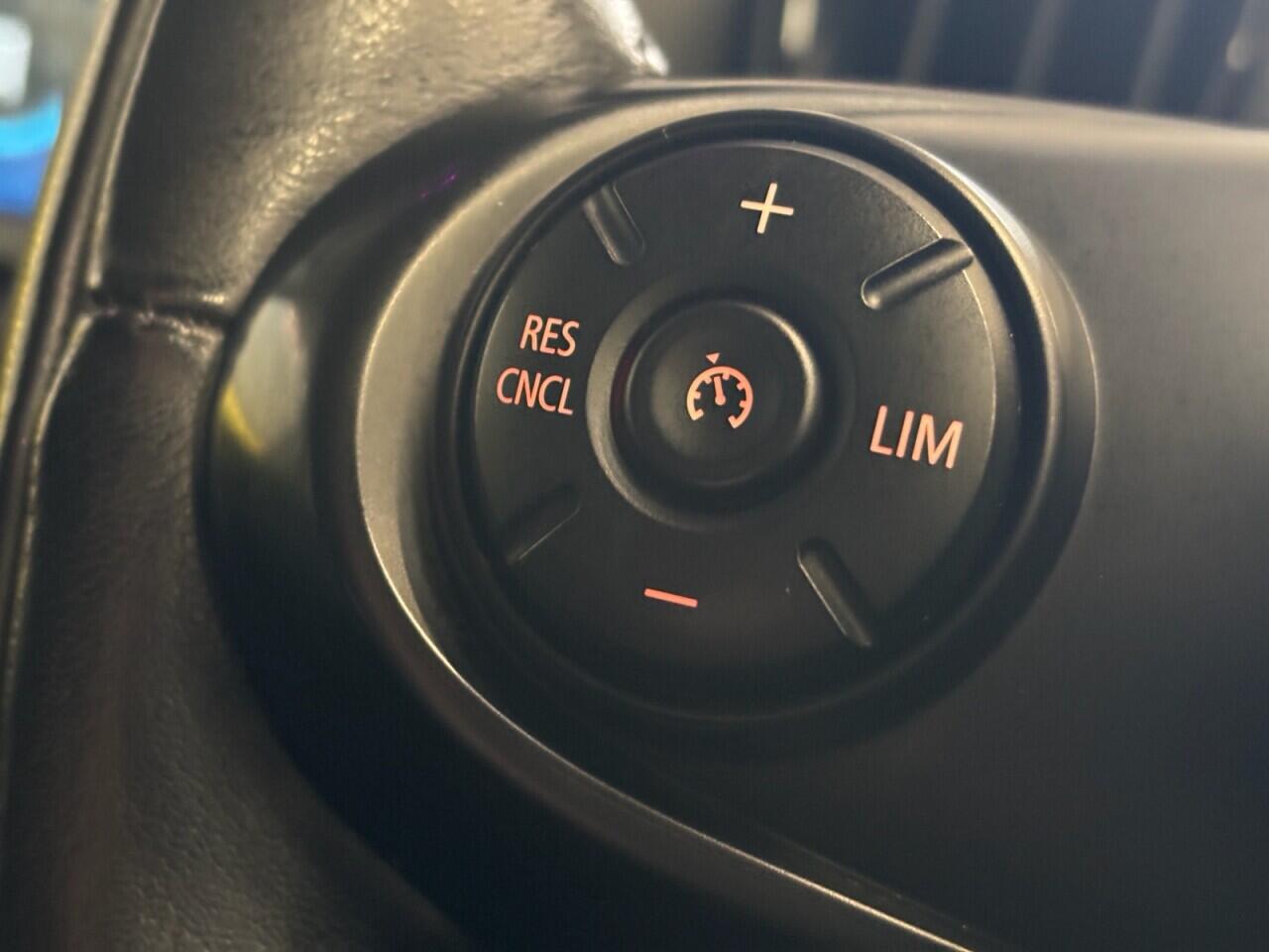 Mini Countryman view 41