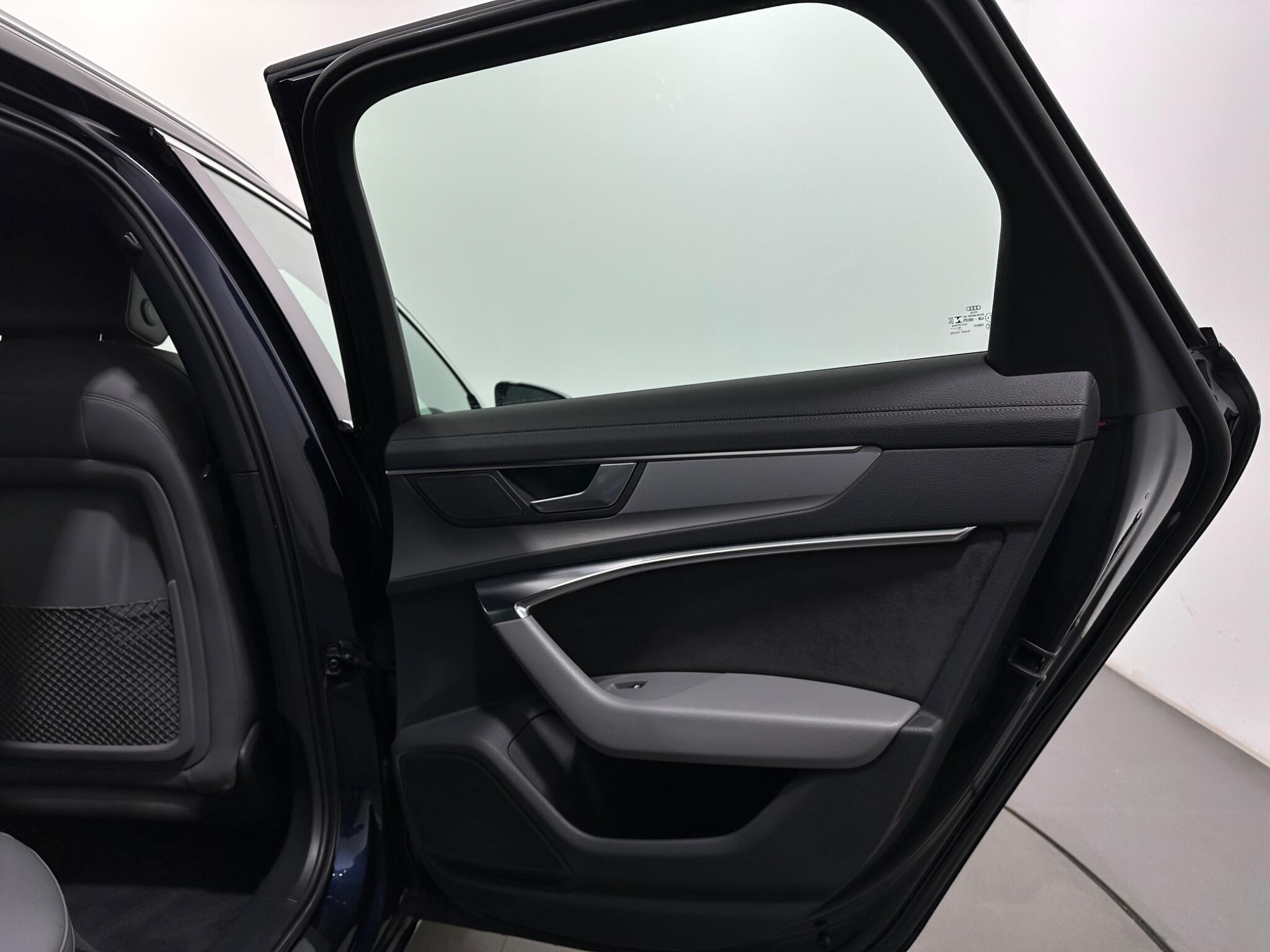 Audi A6 view 45
