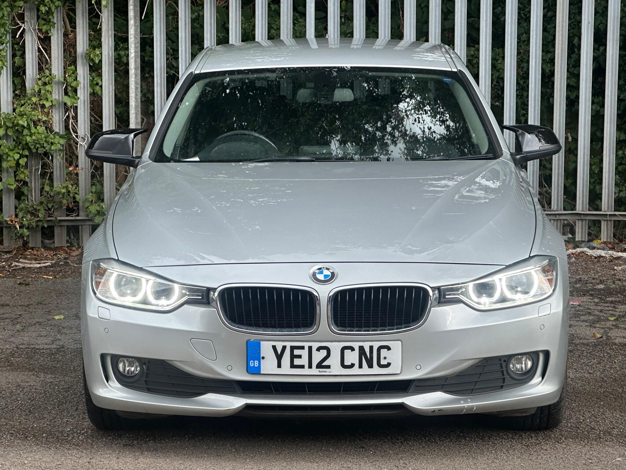 BMW 3 Series view 3
