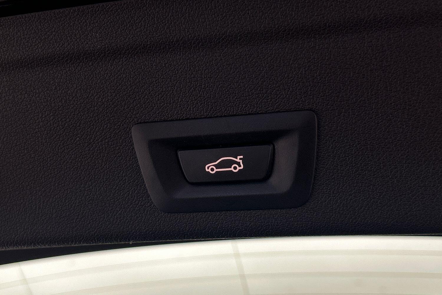 BMW X6 view 31