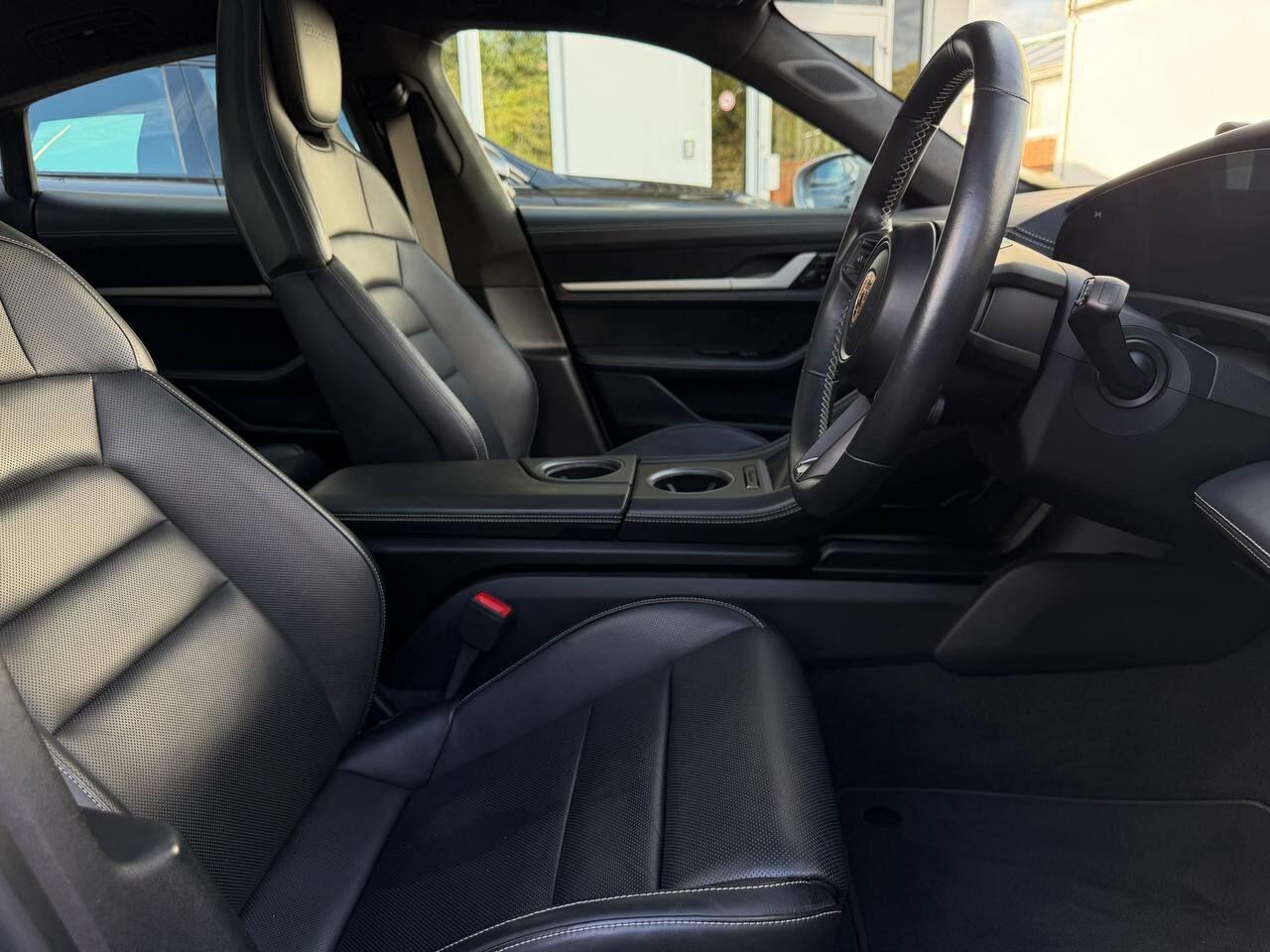 Porsche Taycan view 12