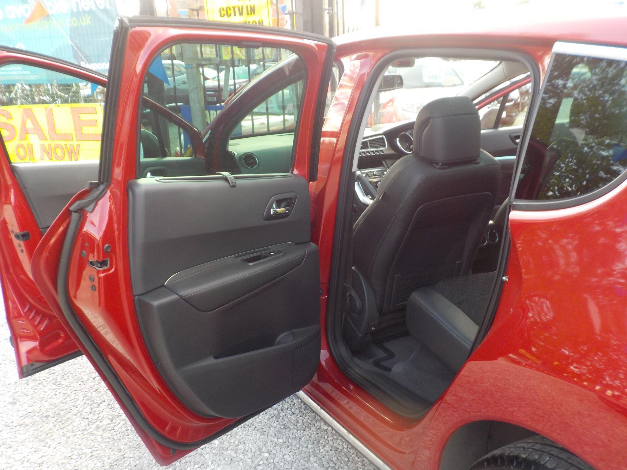 Peugeot 3008 2.0 HDi Allure Auto Euro 5 5dr