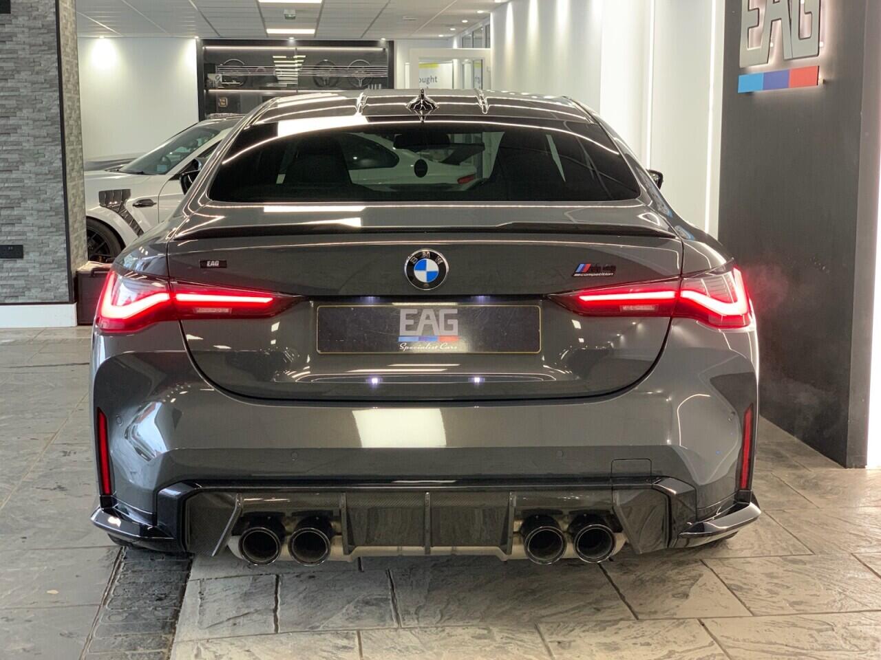 BMW M4 view 5
