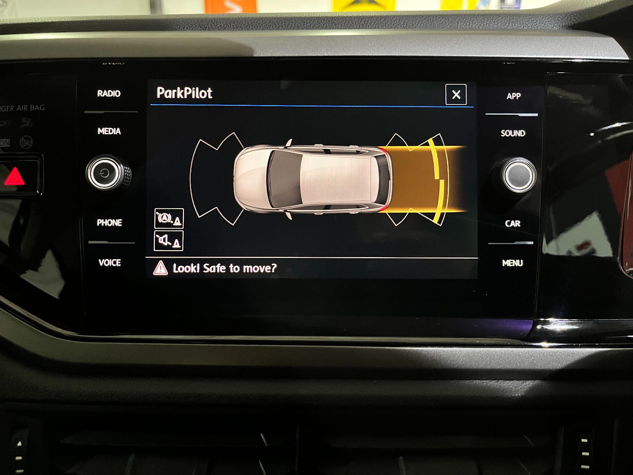 Volkswagen Polo view 14