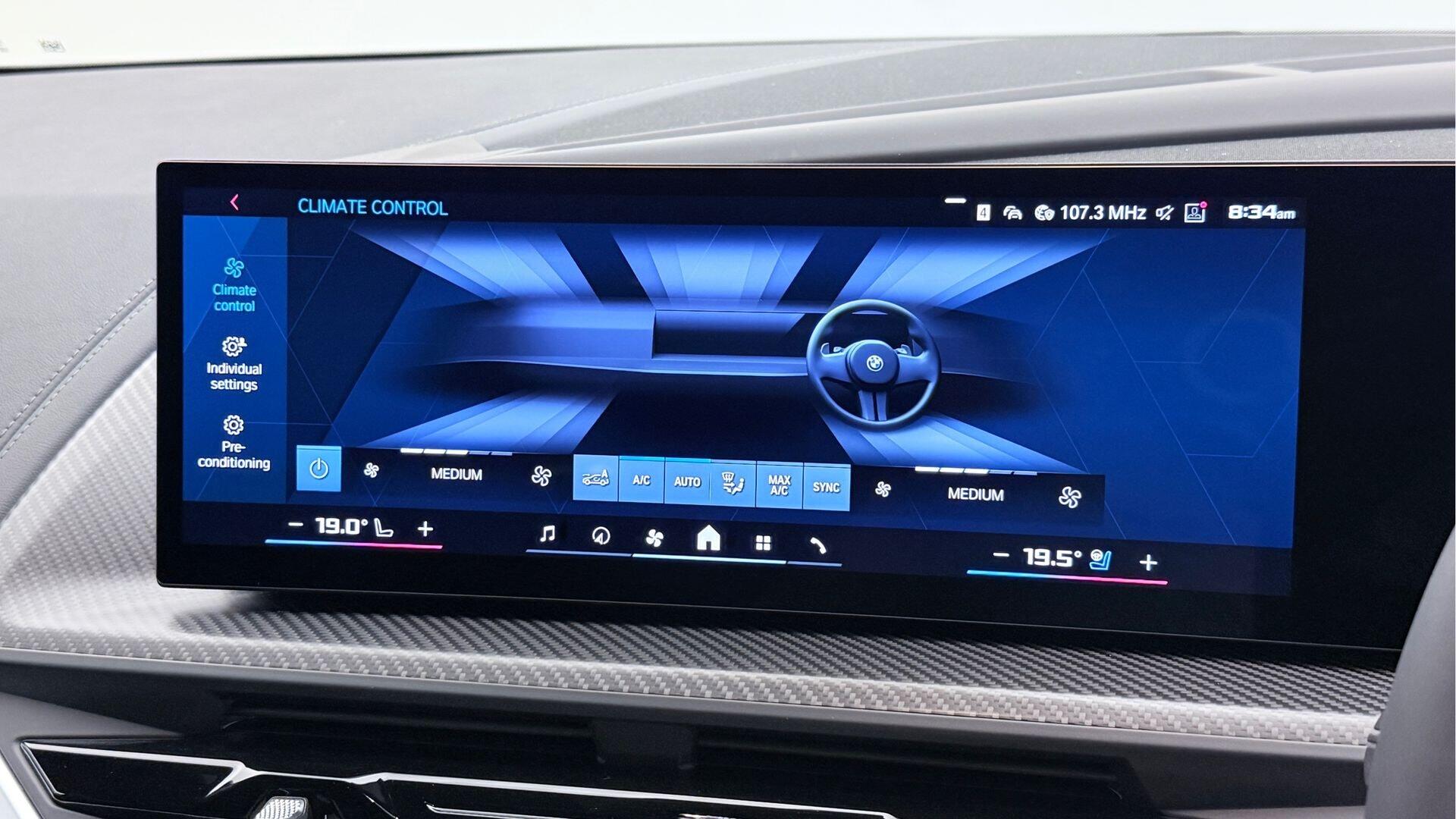 BMW XM view 25