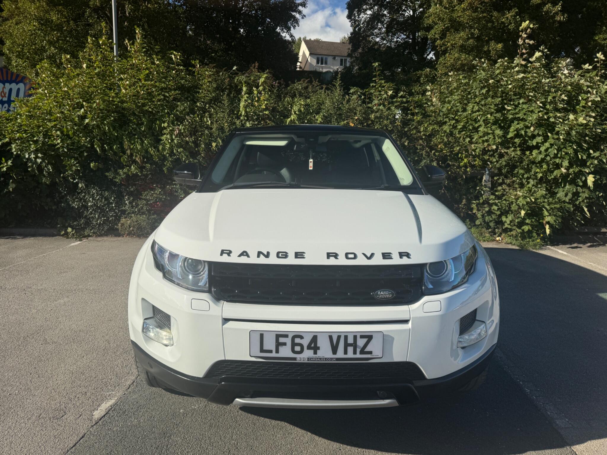 Land Rover Range Rover Evoque view 2