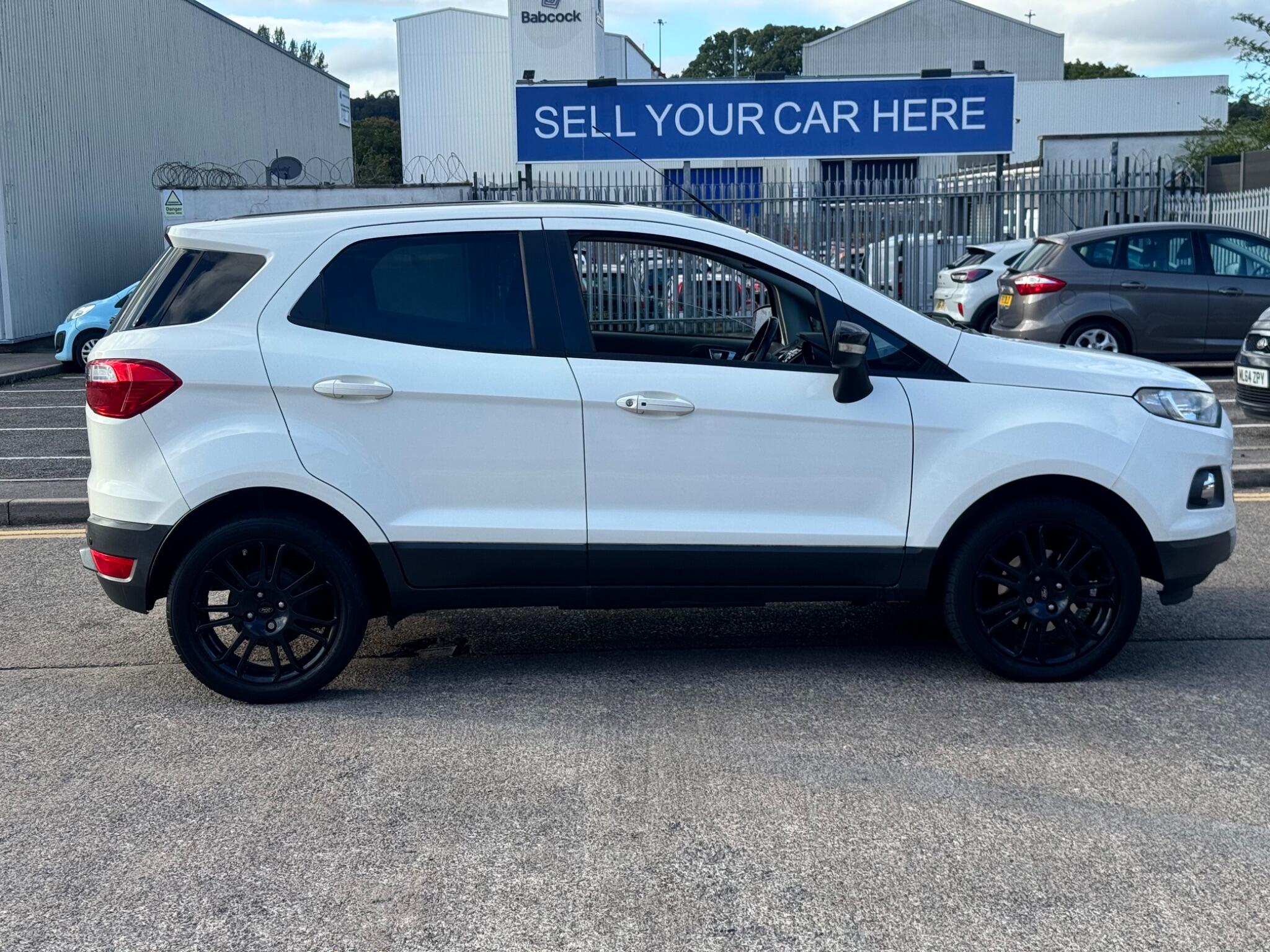 Ford Ecosport view 17