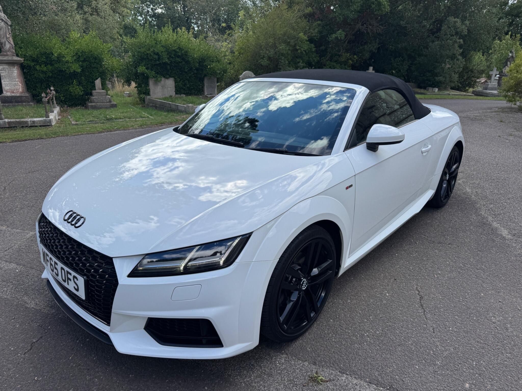 Audi TT view 4