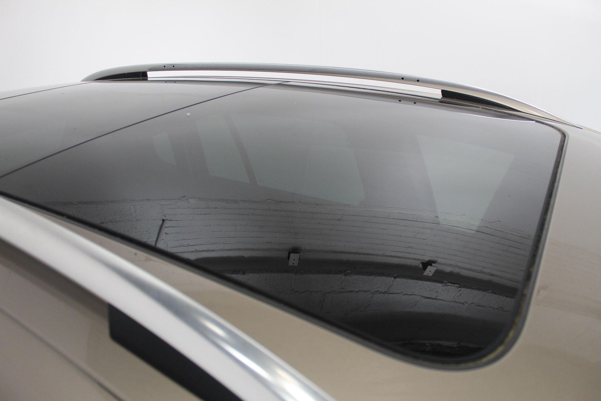 Volkswagen Tiguan view 29