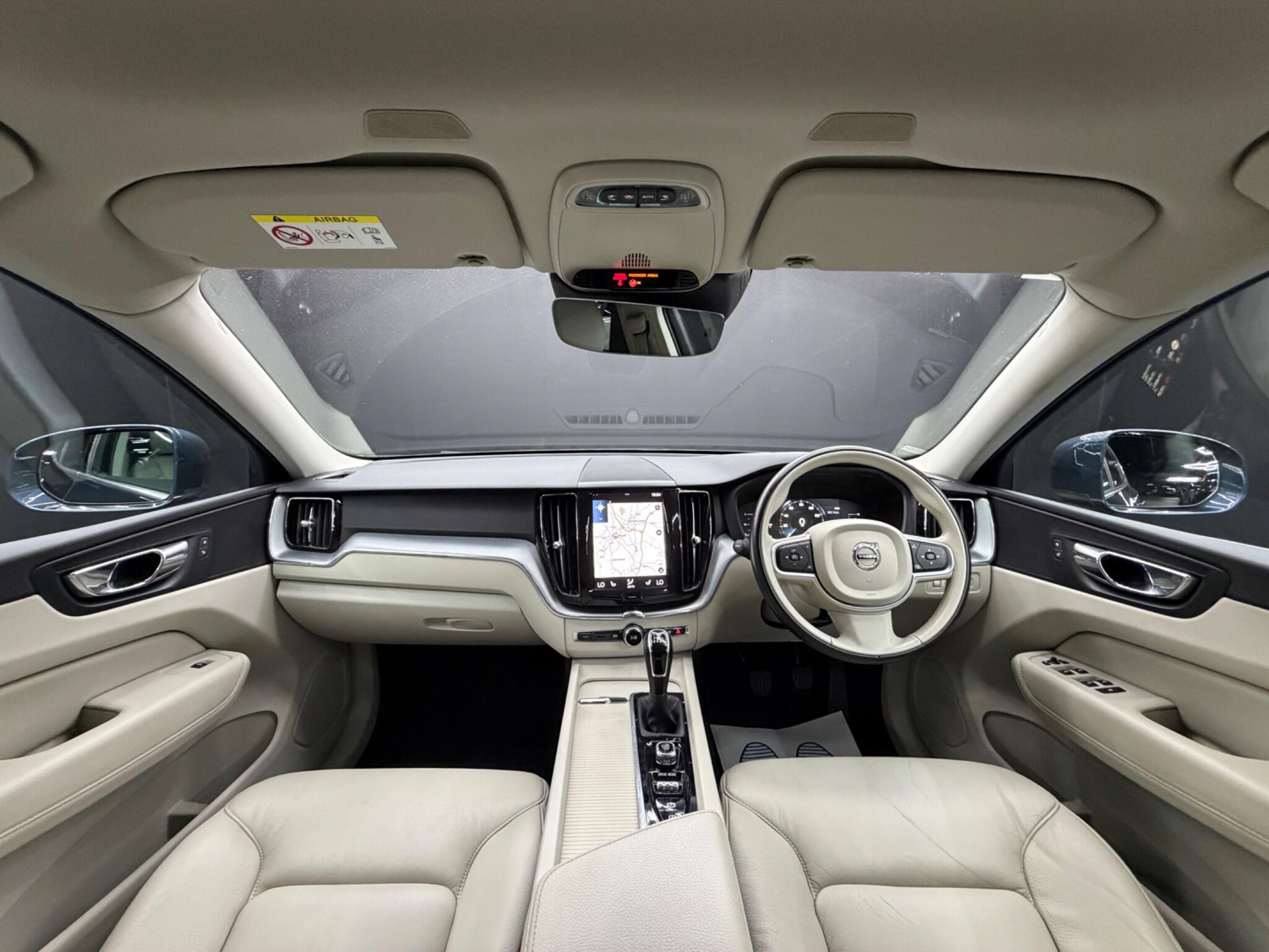 Volvo XC60 view 17
