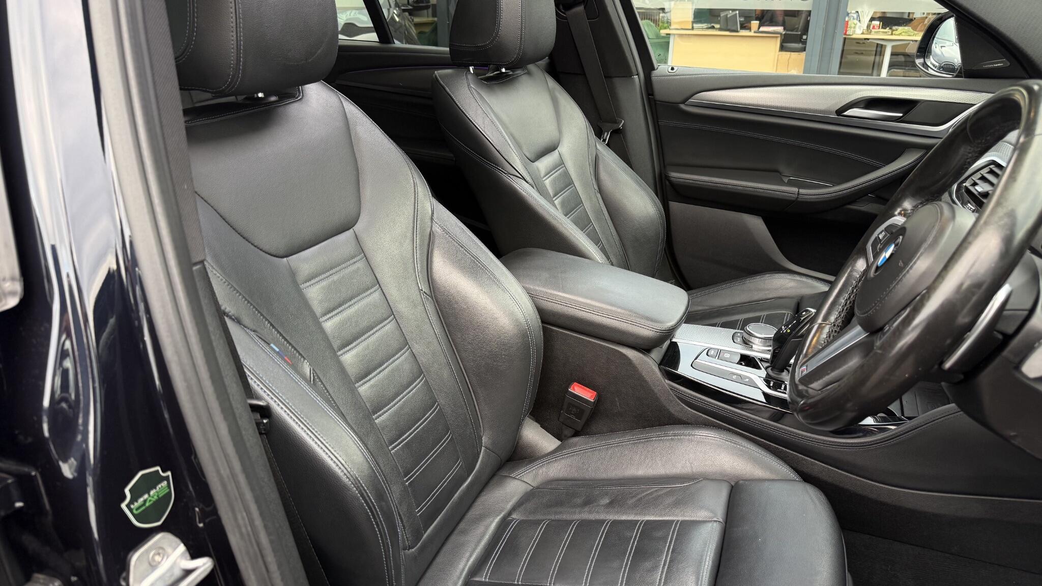 BMW X4 view 23