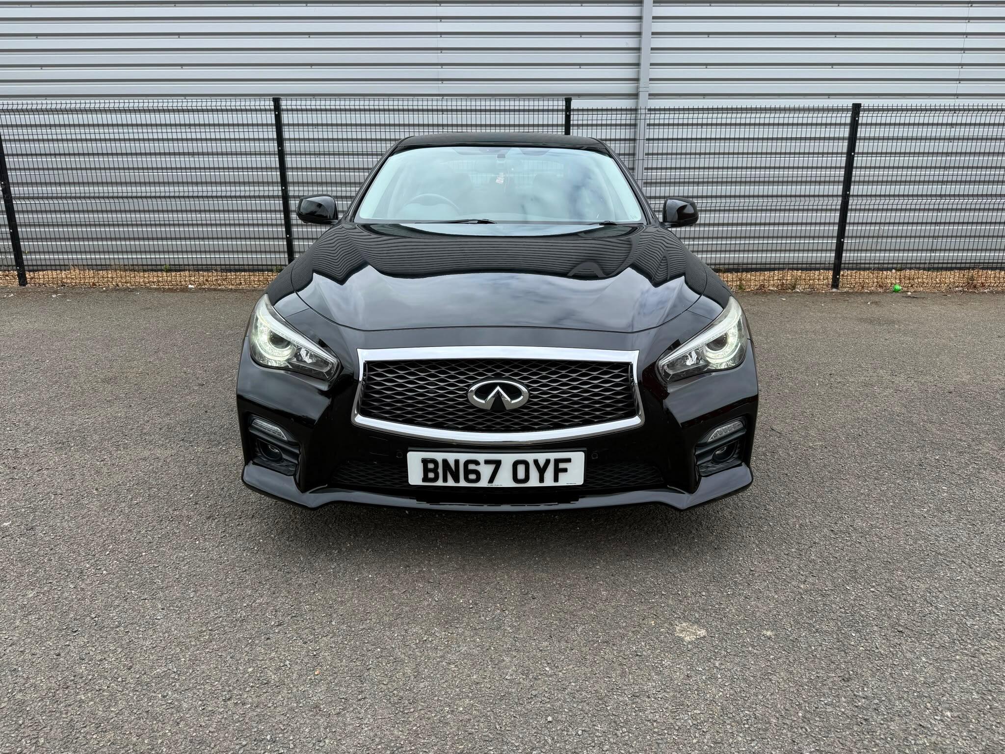 Infiniti Q50 view 8