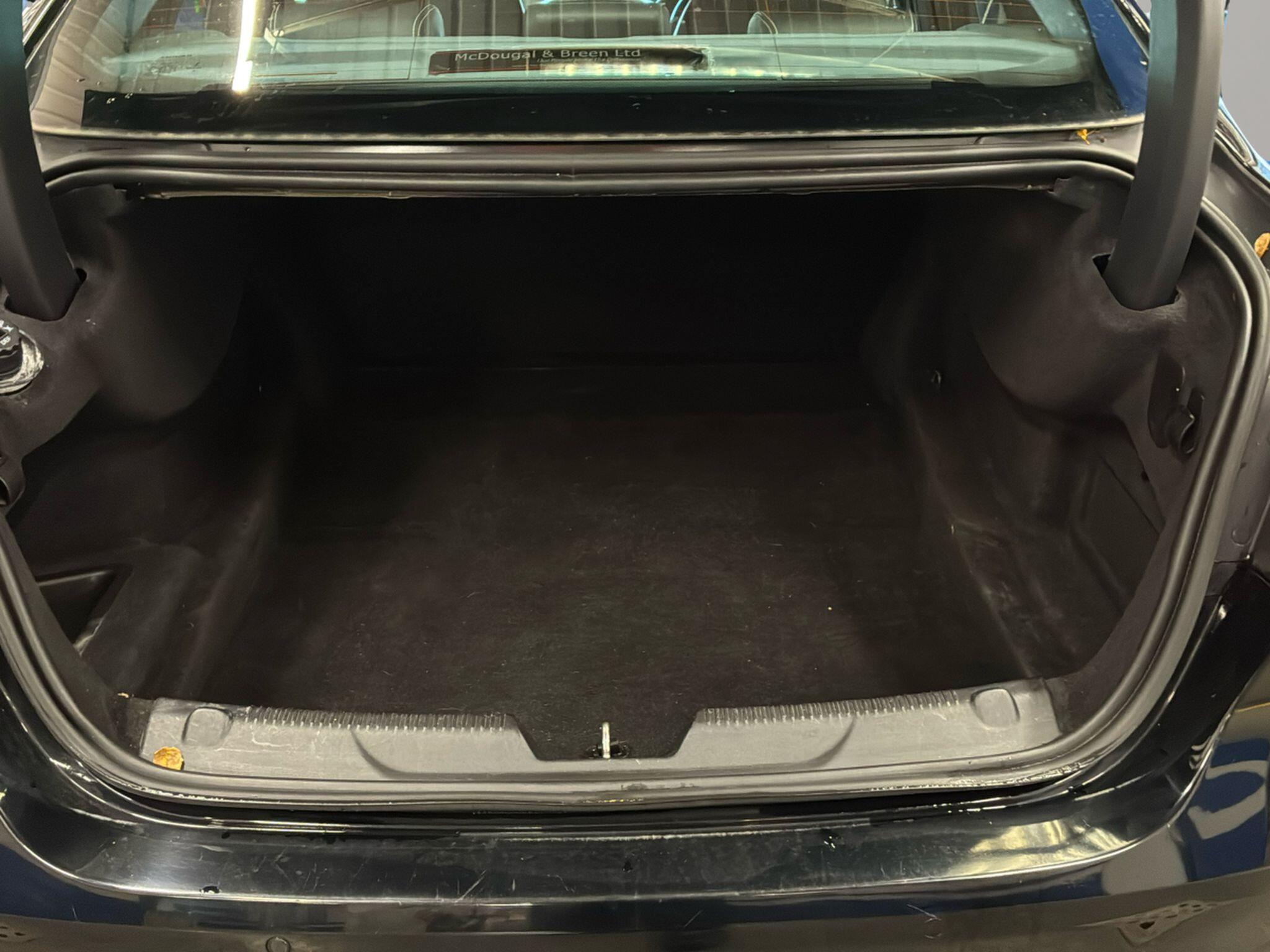 Jaguar Xe view 10