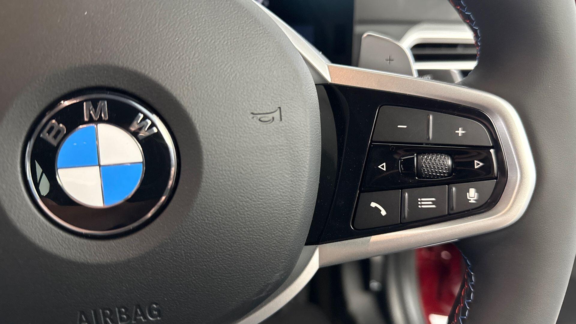 BMW 3 Series view 18