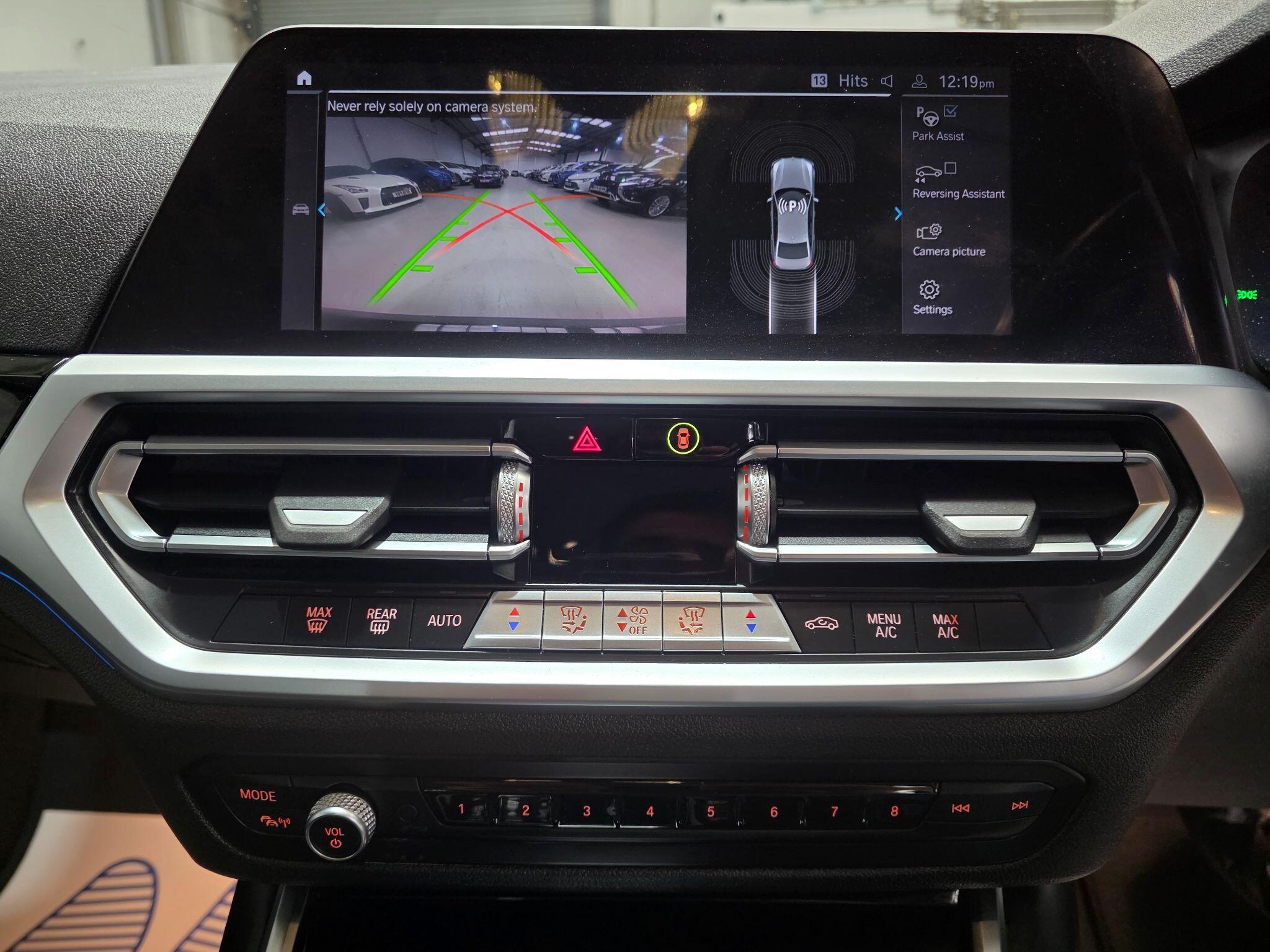BMW 3 Series view 8