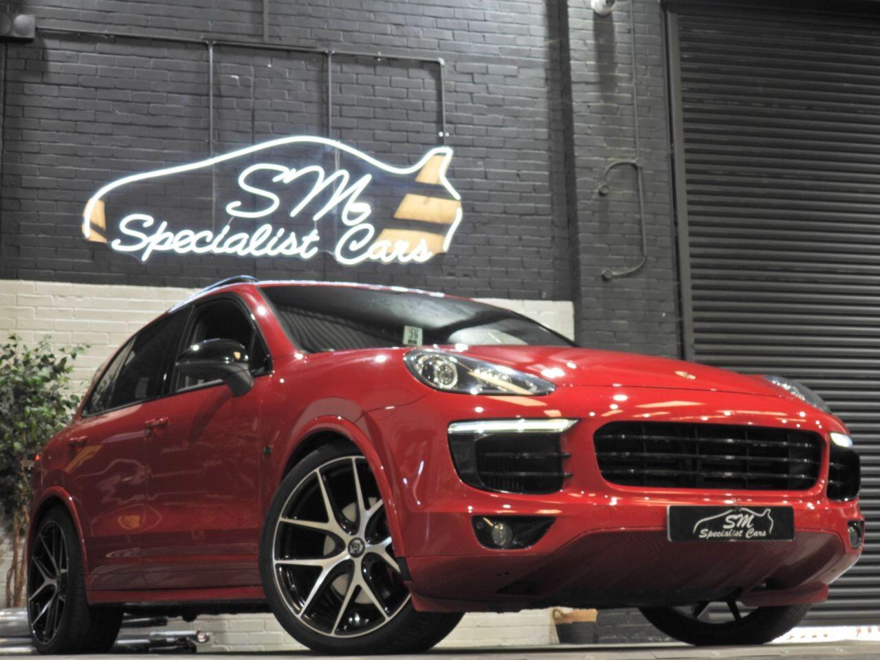 Porsche Cayenne view 31