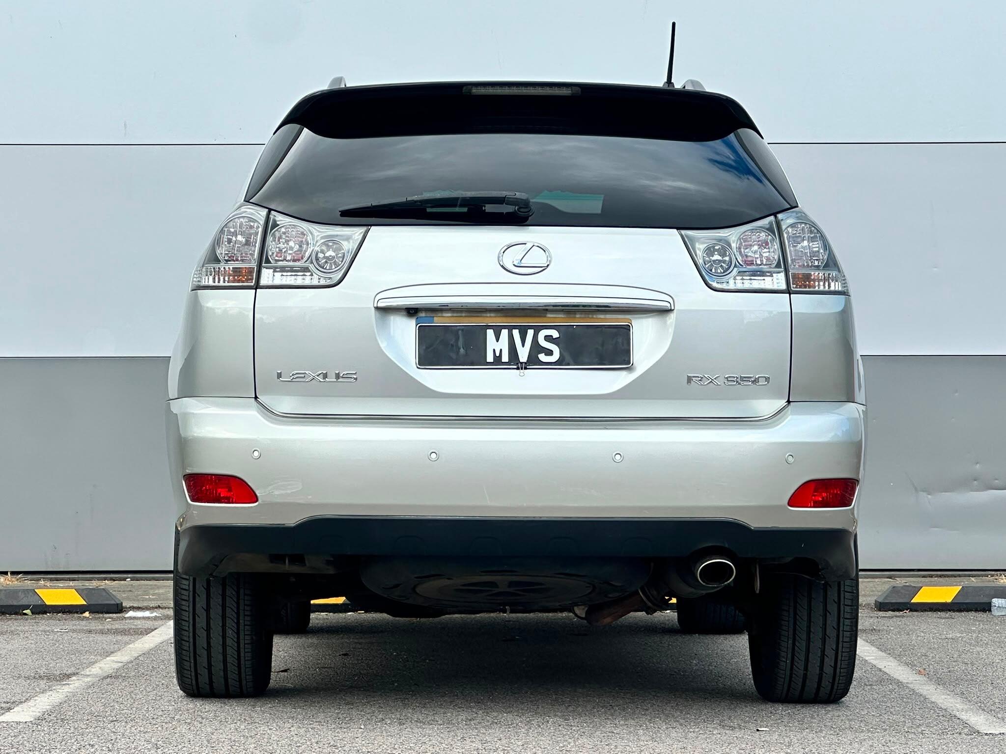 Lexus RX view 12