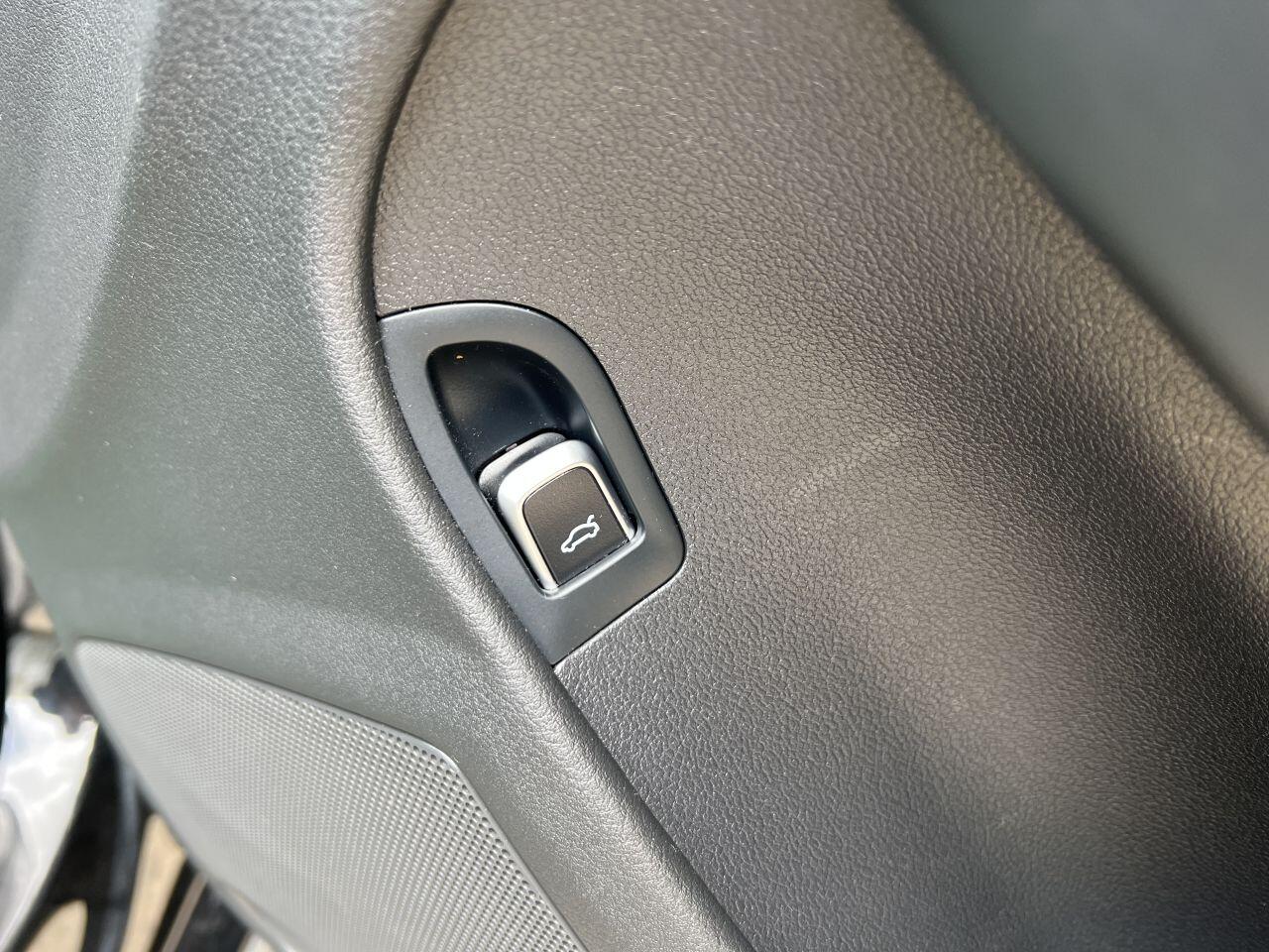 Audi A4 Allroad view 60