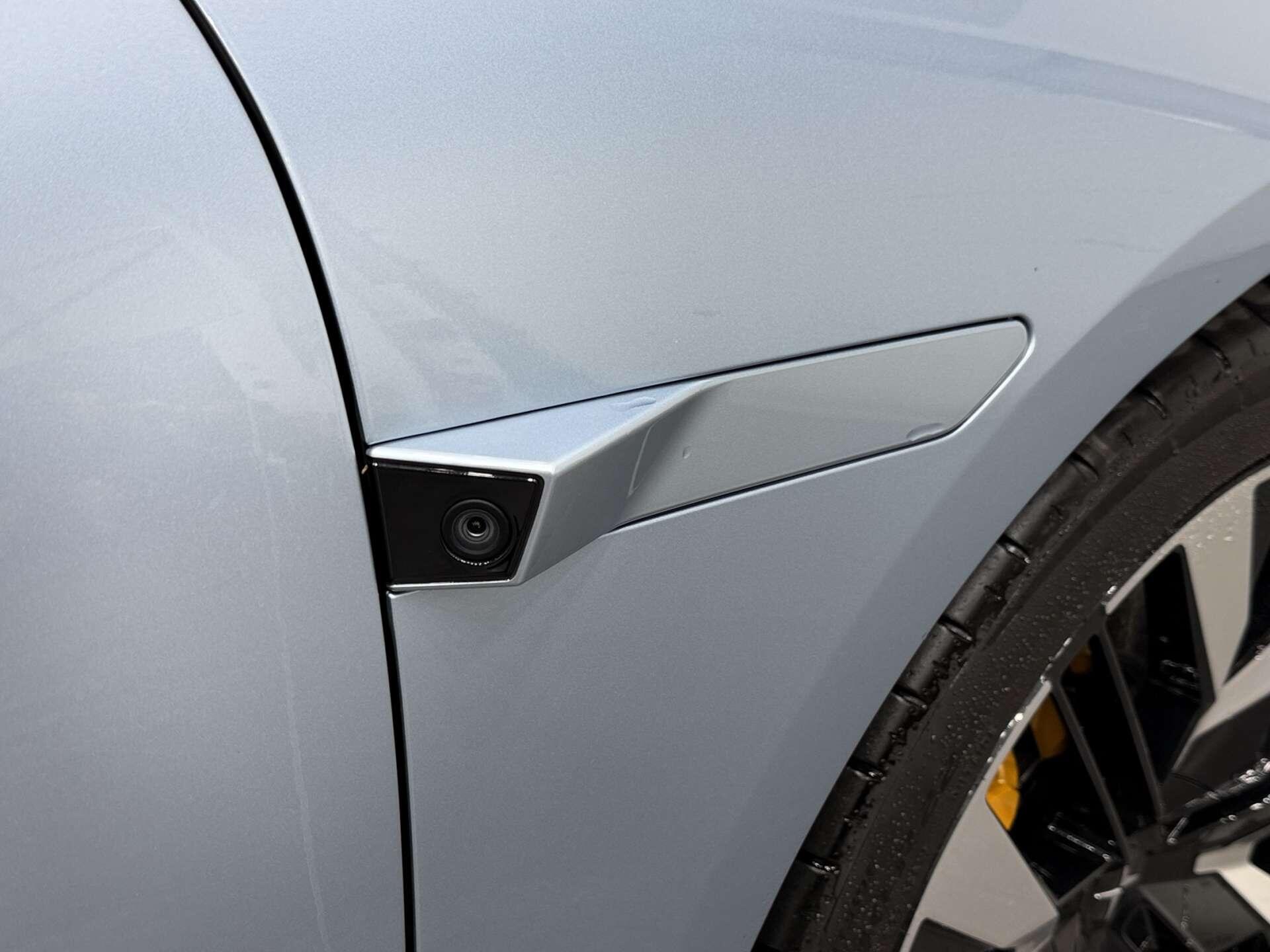 Polestar 4 view 29