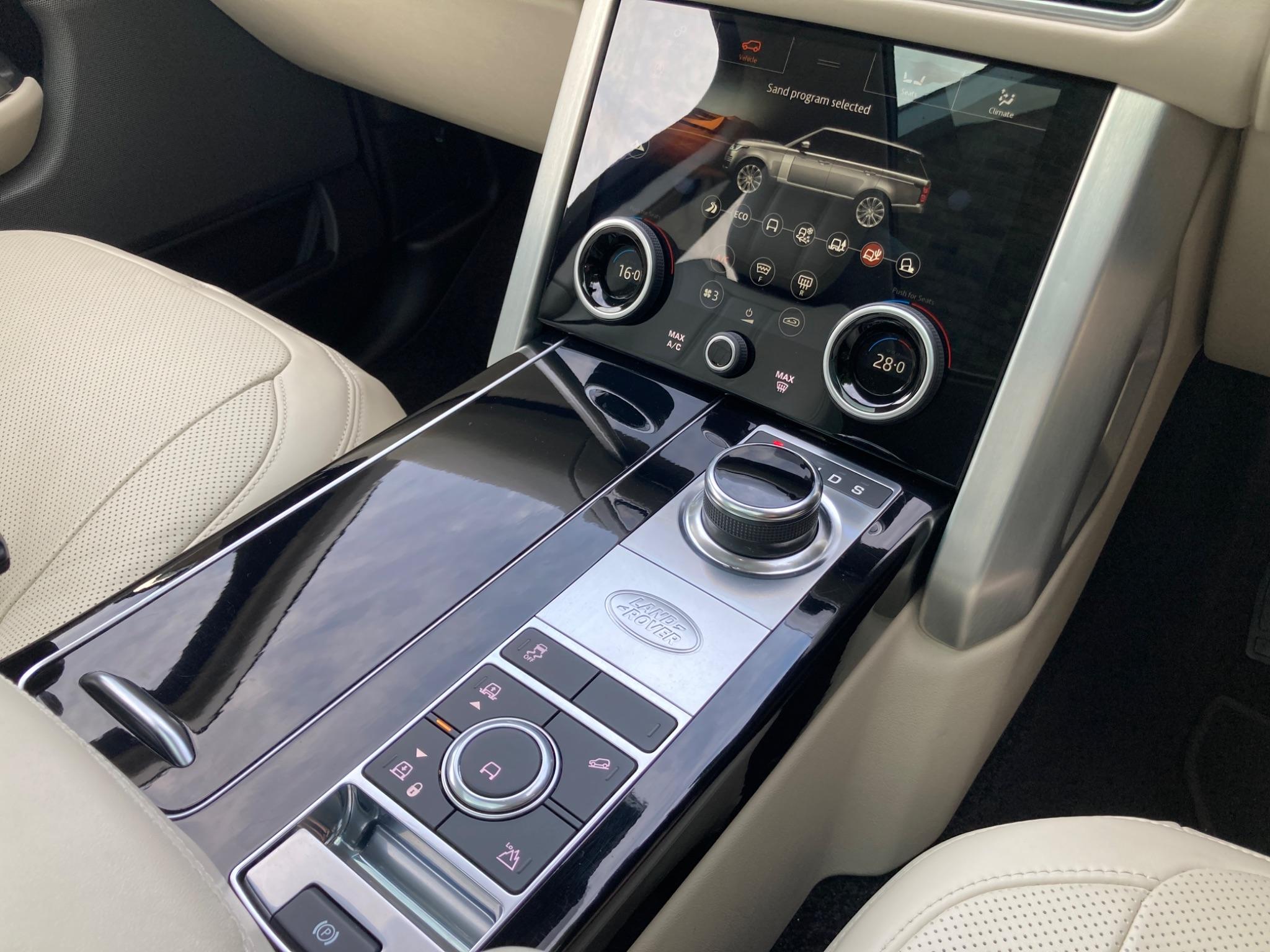 Land Rover Range Rover view 36