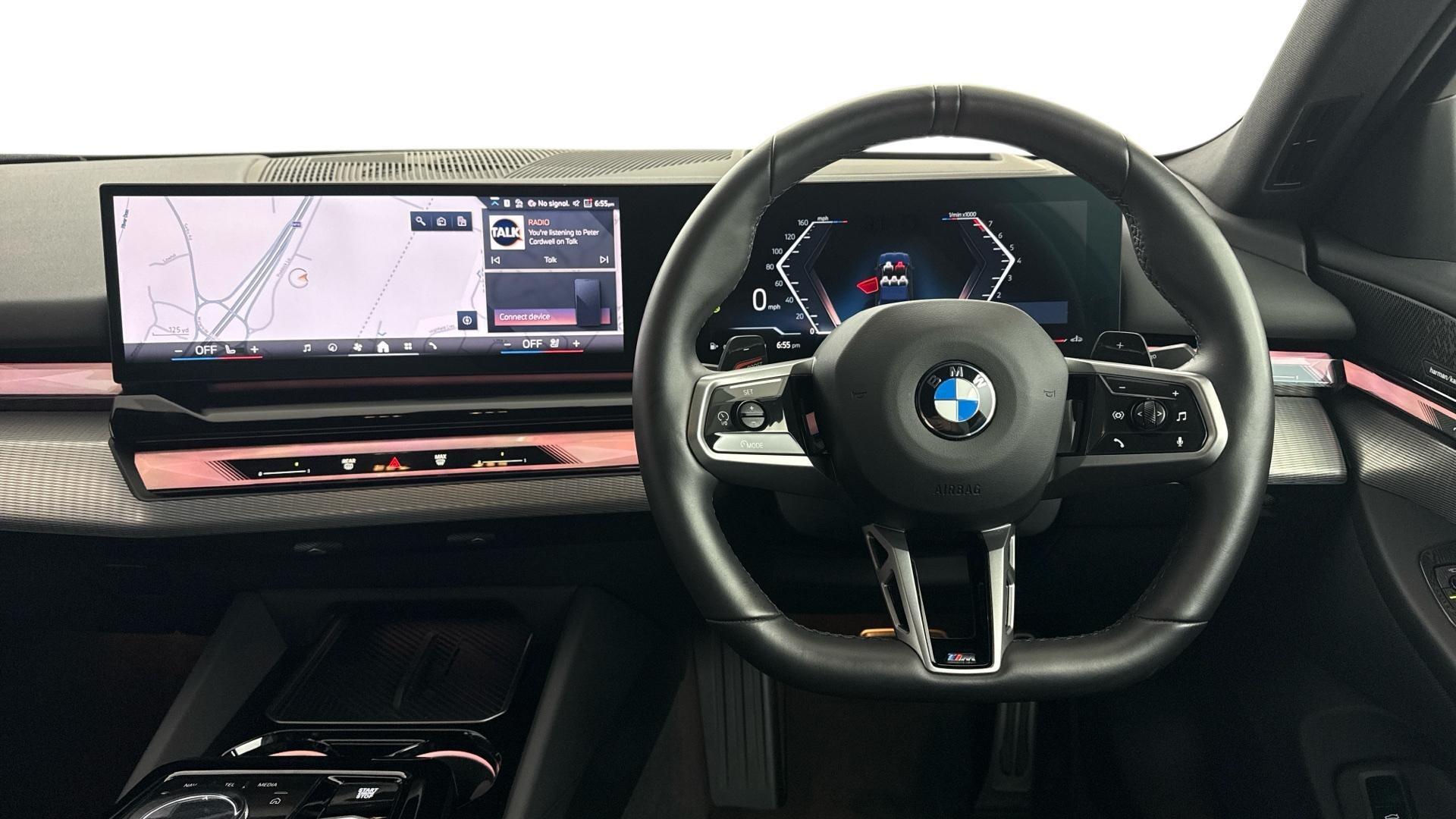 BMW 5 Series view 5