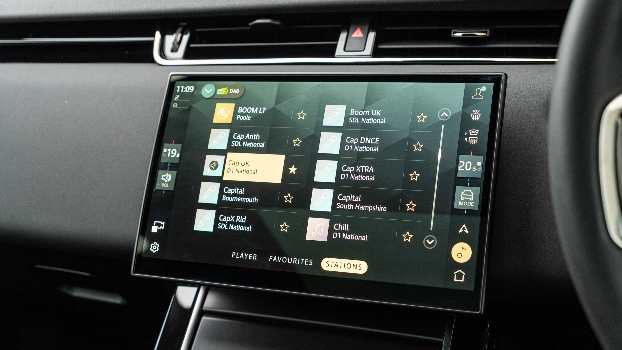 Land Rover Range Rover Evoque view 45