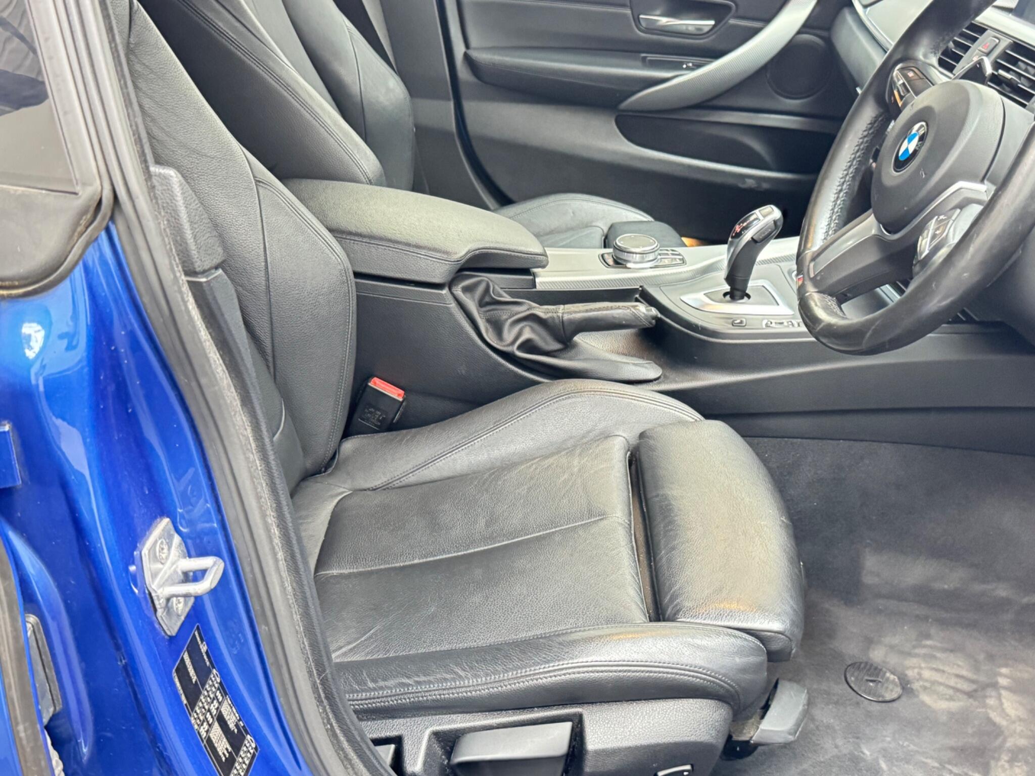 BMW 4 Series view 14