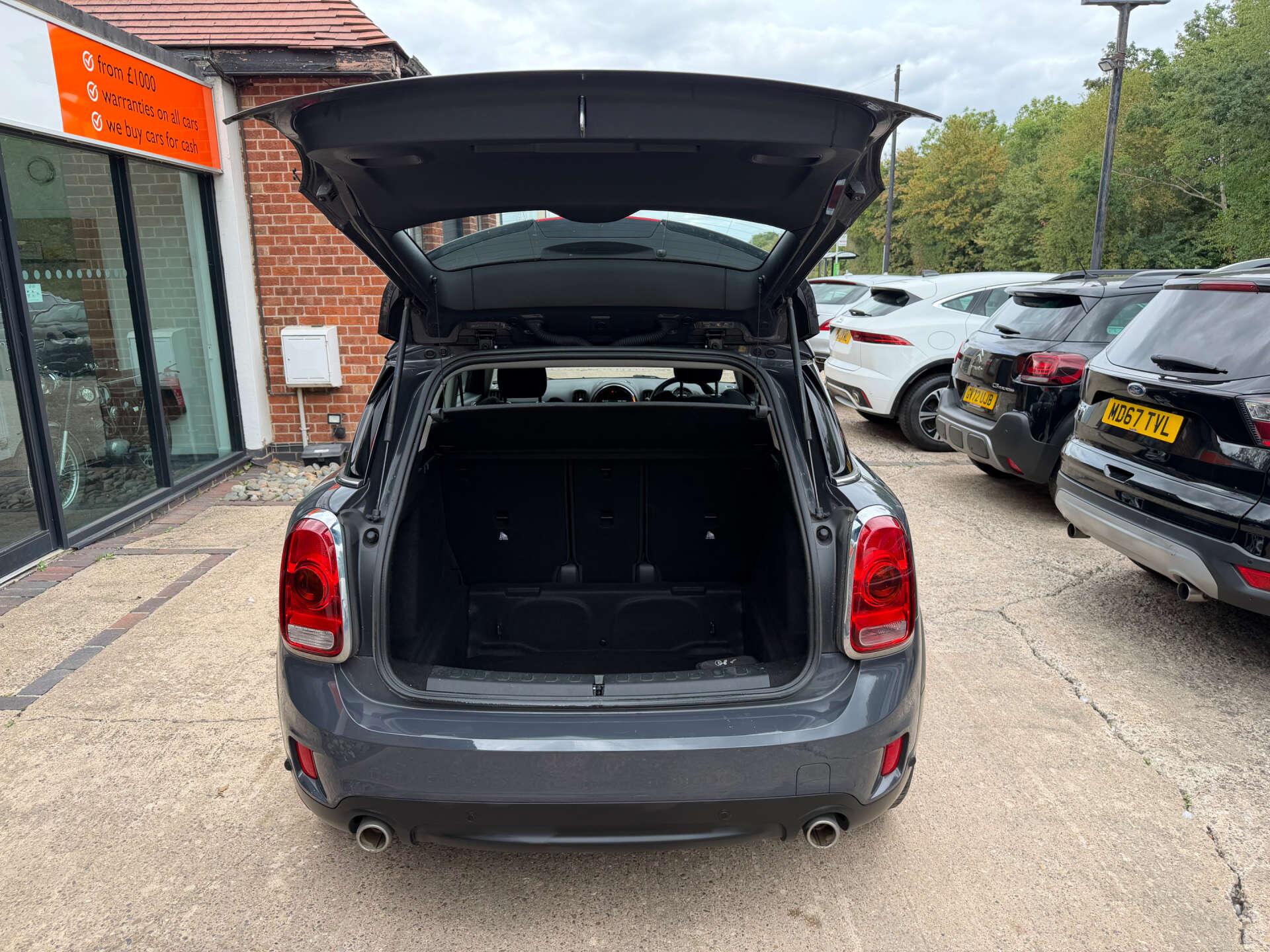 Mini Countryman view 21