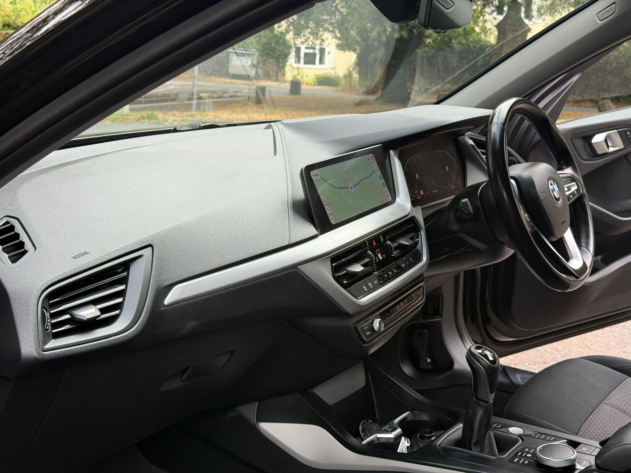 BMW 1 Series view 48