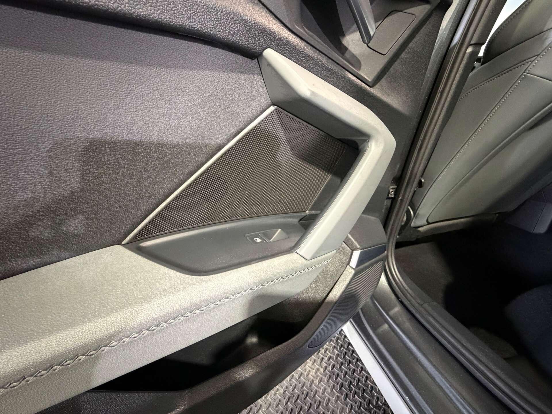 Audi A3 view 64