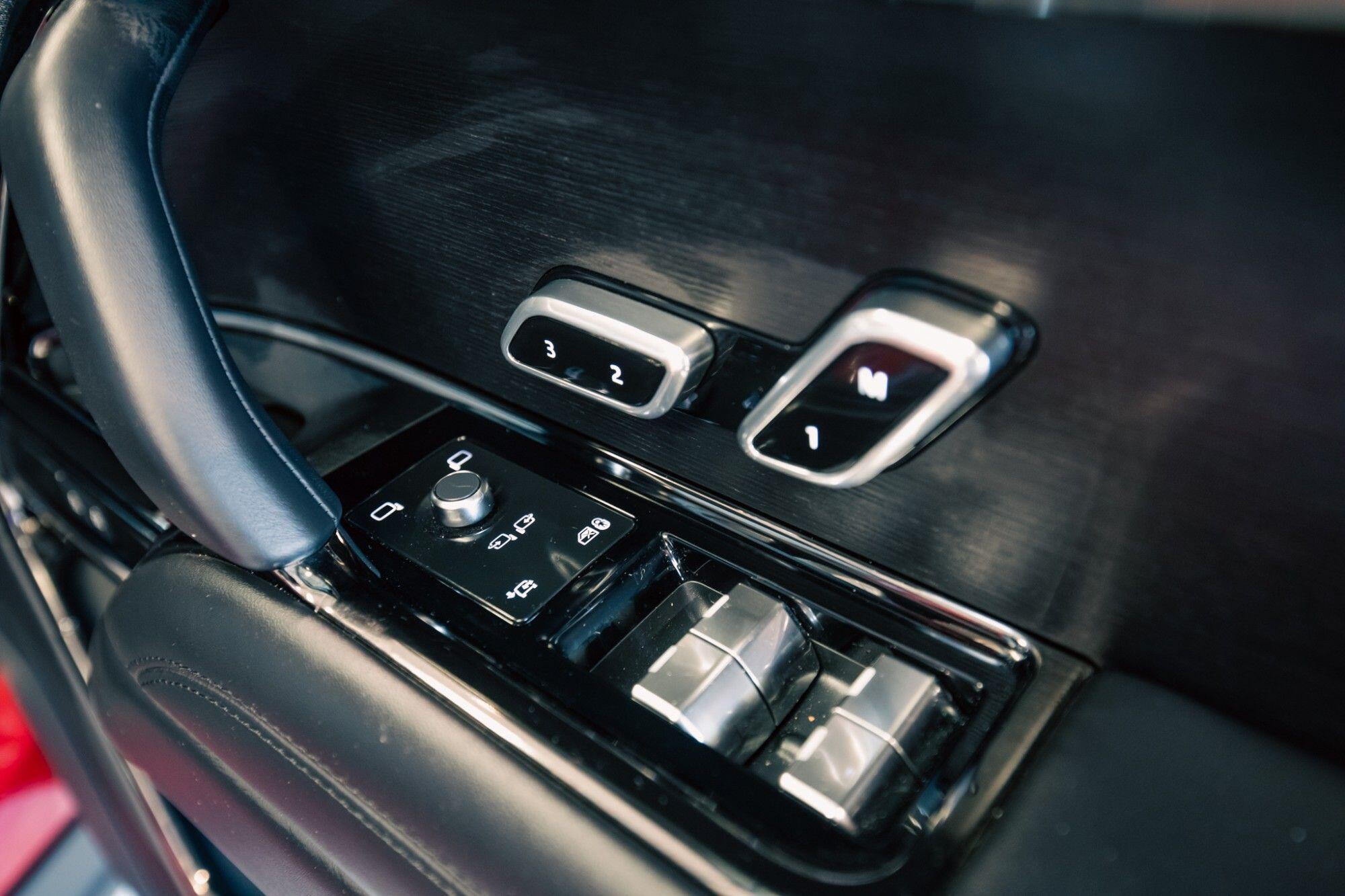 Land Rover Range Rover Sport view 18