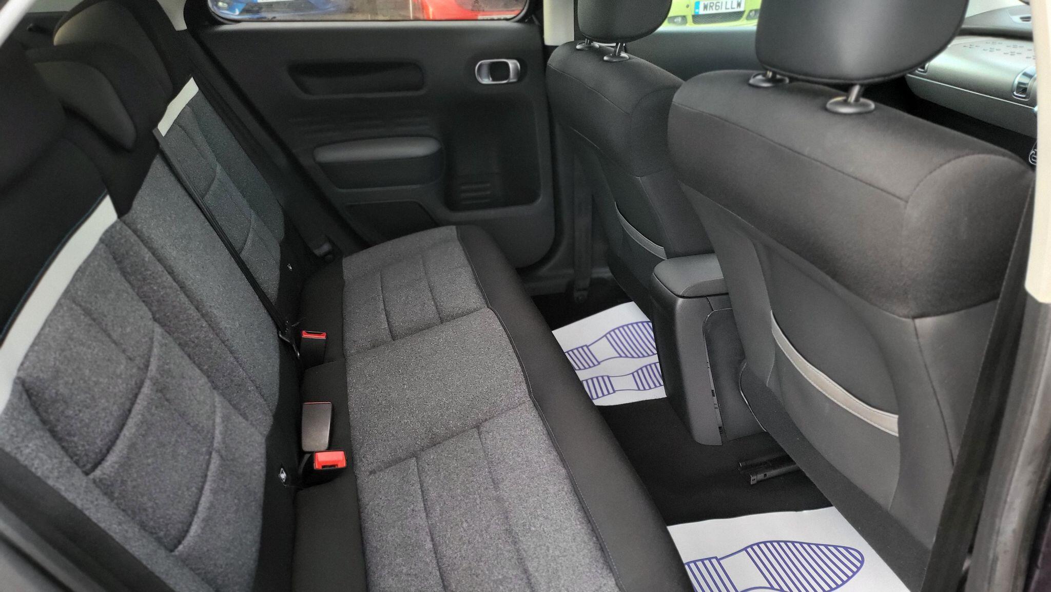 Citroen C4 Cactus view 12