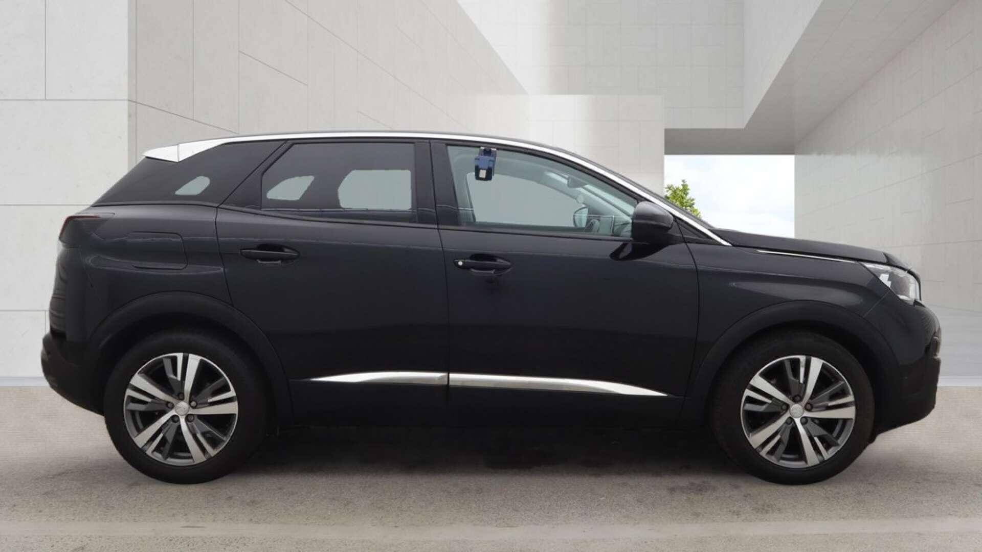 Peugeot 3008 view 6
